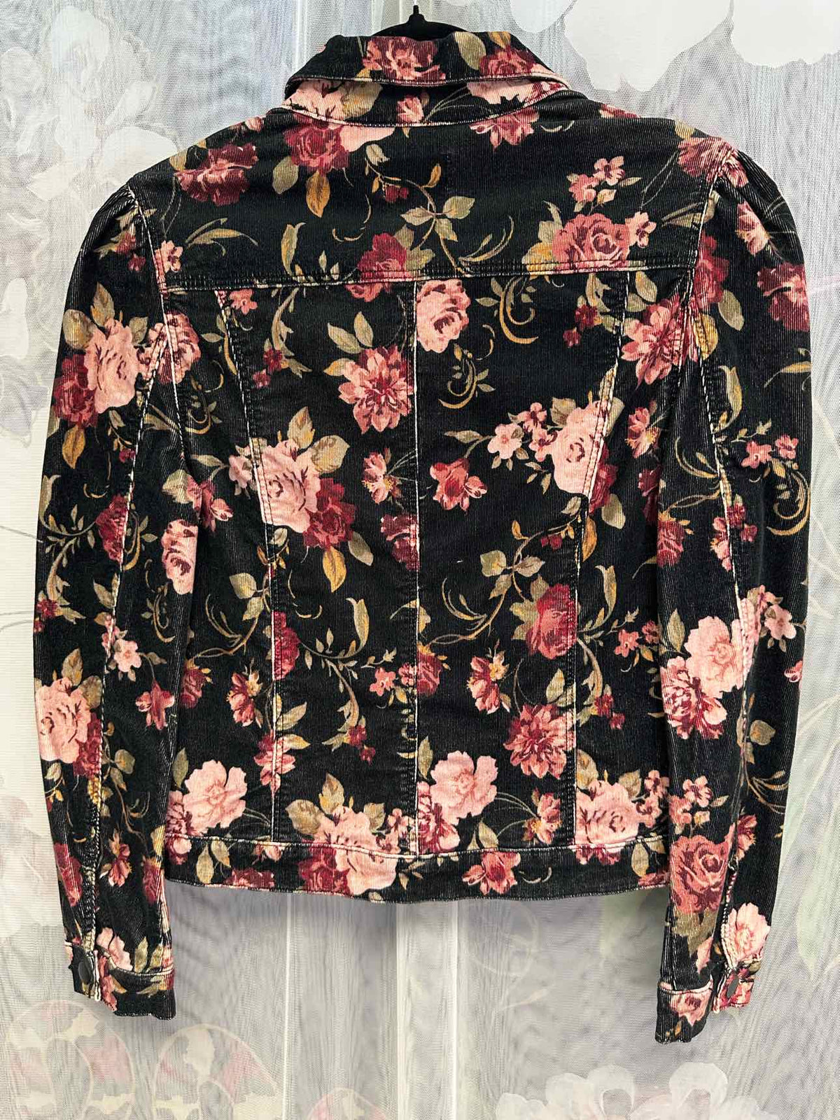 Driftwood Faux Suede Ribbed Floral Button Down Classic Small Black/Pink Jacket