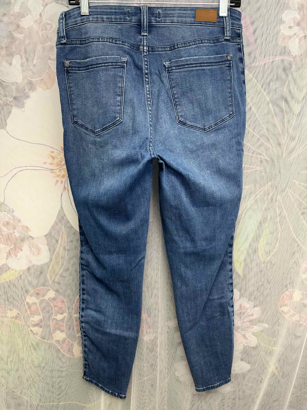 Judy Blue Relaxed Fit Braided Runner Medium Wash Size 9/29 Denim Jeans