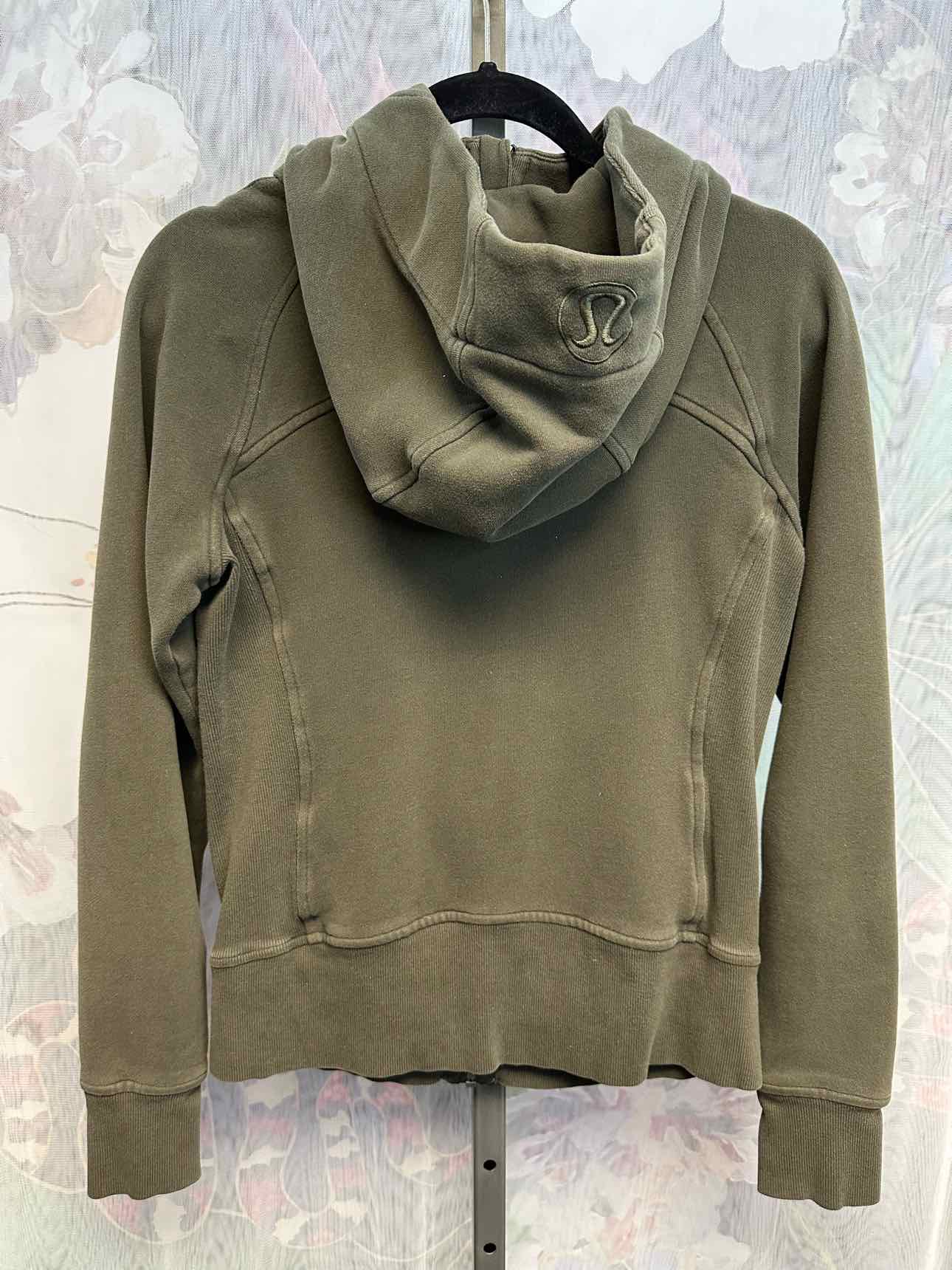 Lululemon 6 Olive 'Scuba' full zip-up hoodie, thumb hole long sleeves