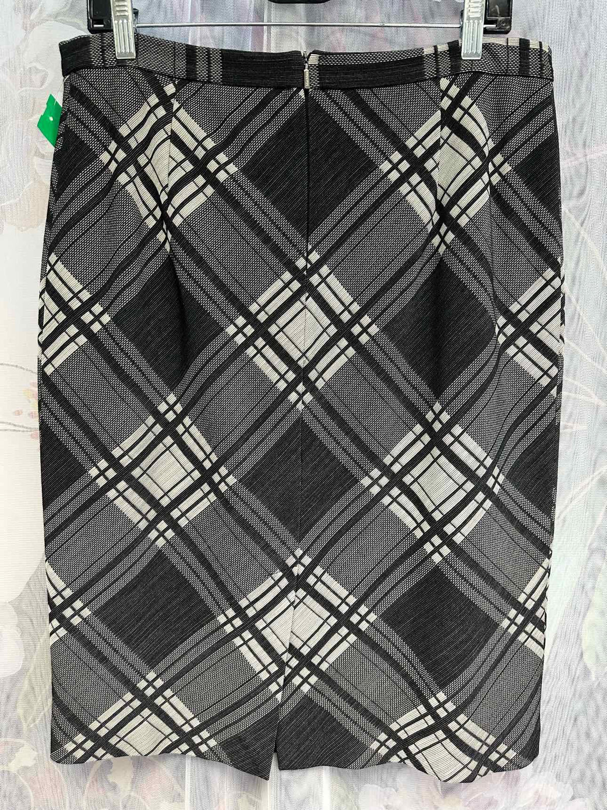 Max Mara Size 46 Grey/Black Skirt