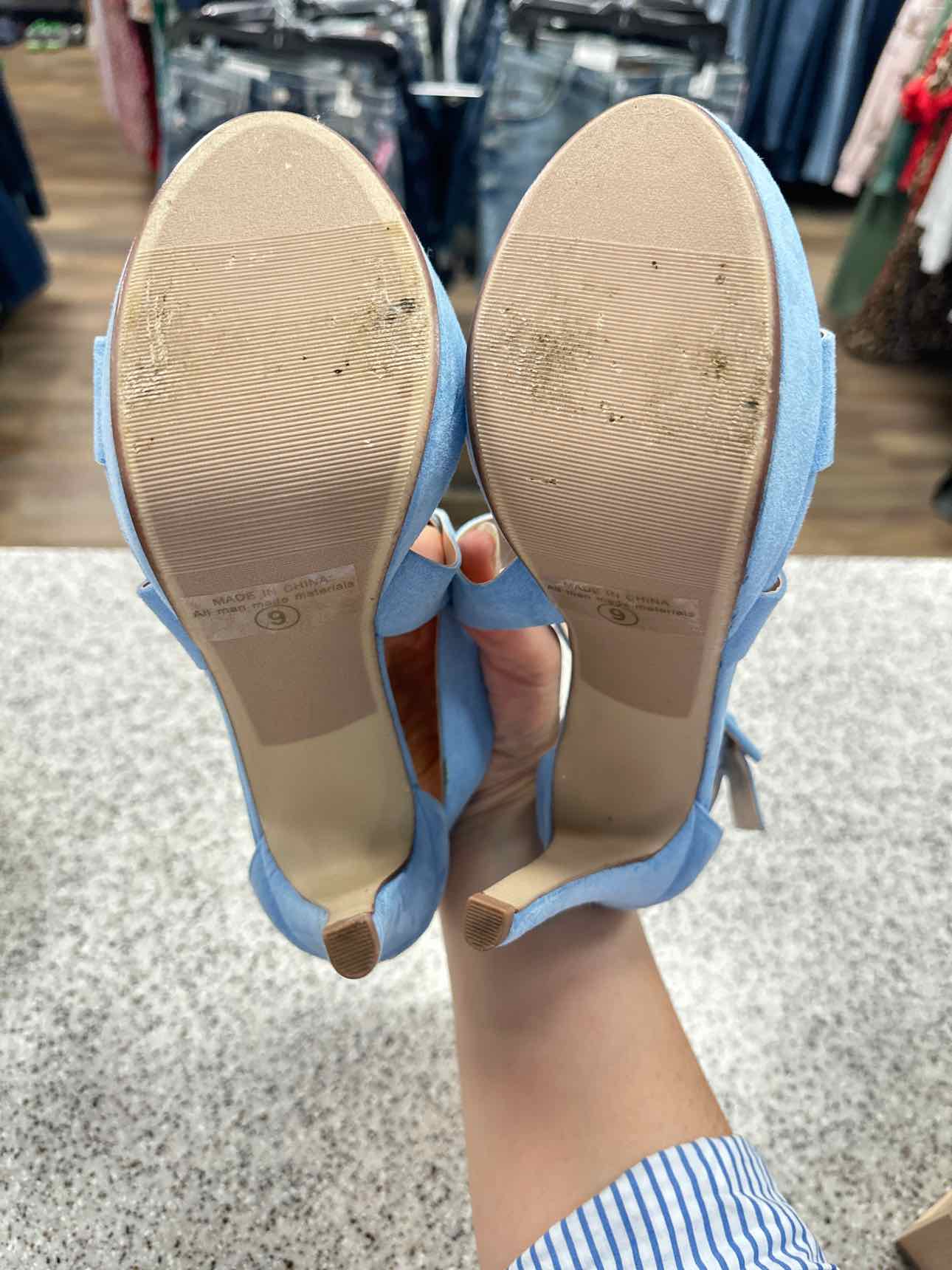 Dream Pairs Size 9 Light Blue Faux Suede 5" High Platform Wide Strappy Heels Sandal