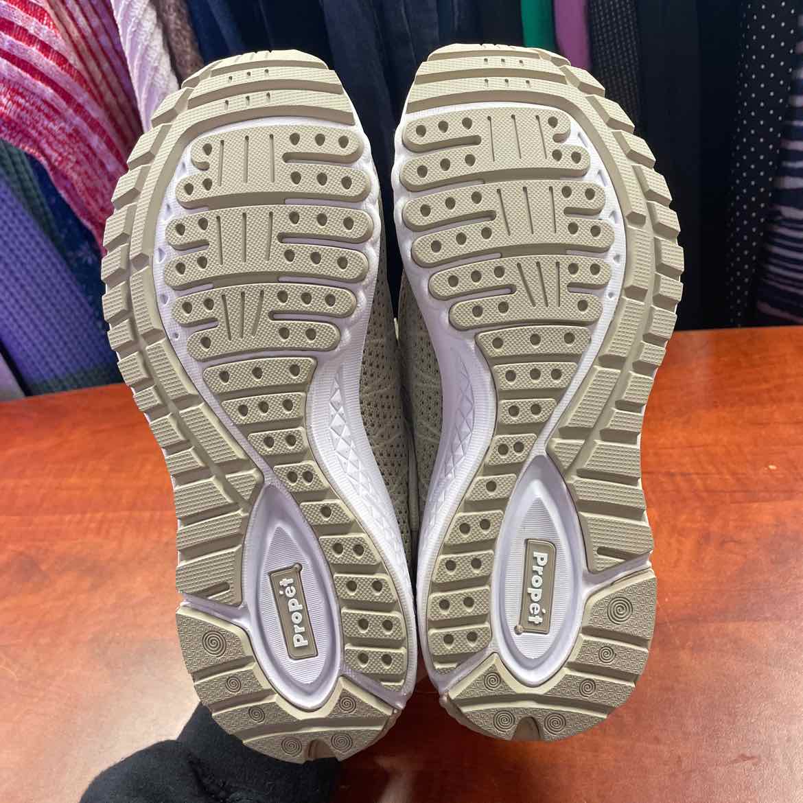 Propet Tour Knitted Women's Walking Sneakers Size 9