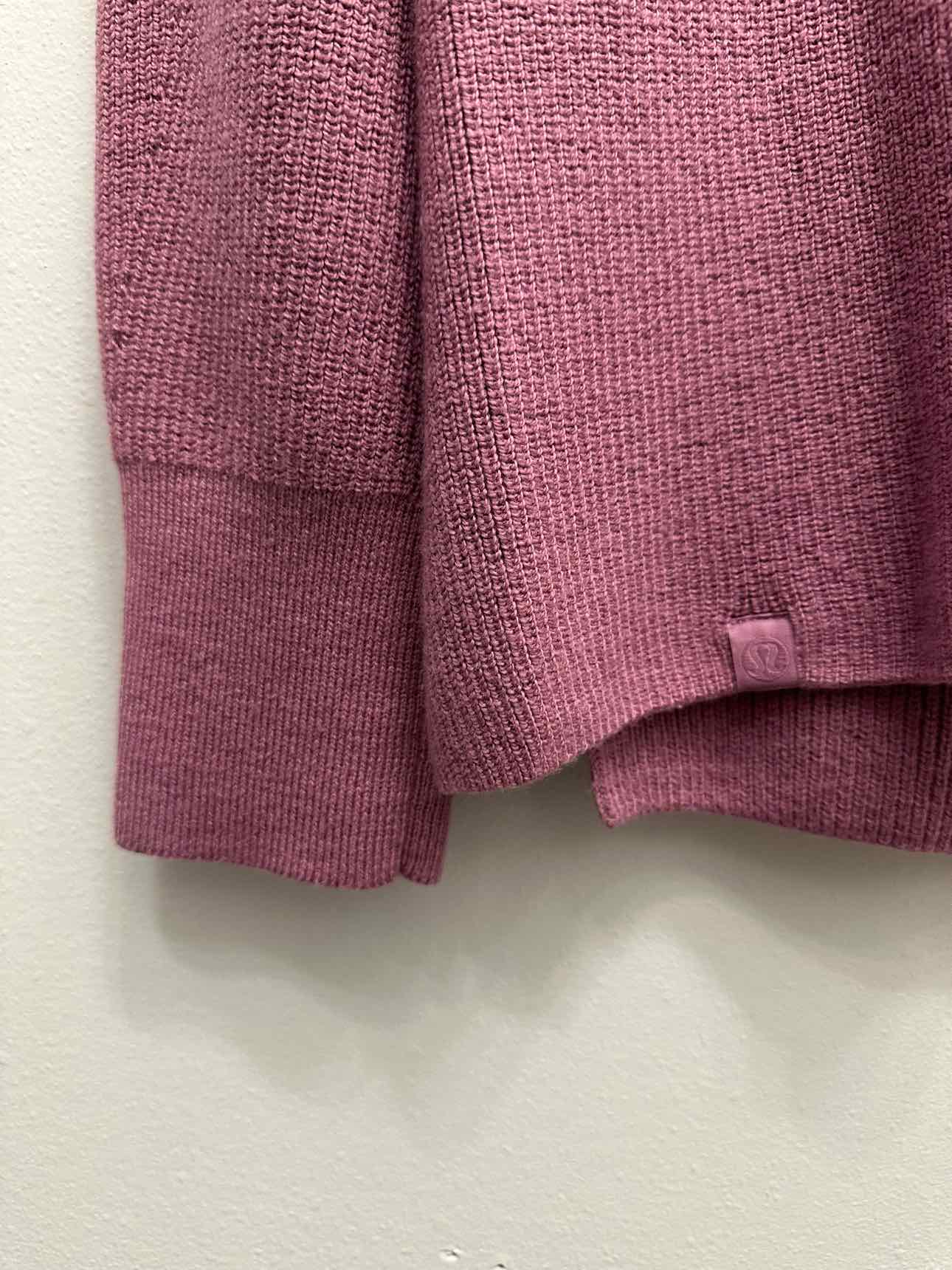 Lululemon Oversized Crewneck Knit Heavy Weight Size Medium Orchid Sweater