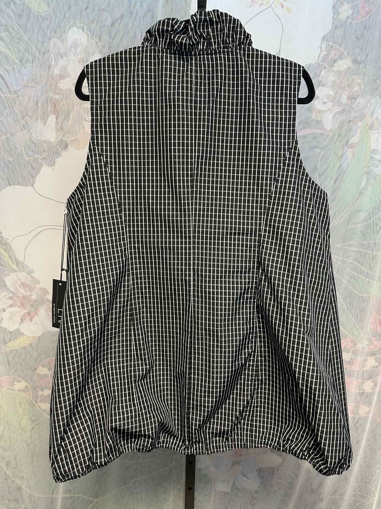 Liv by Habitat Clothes Size Medium Black Vest