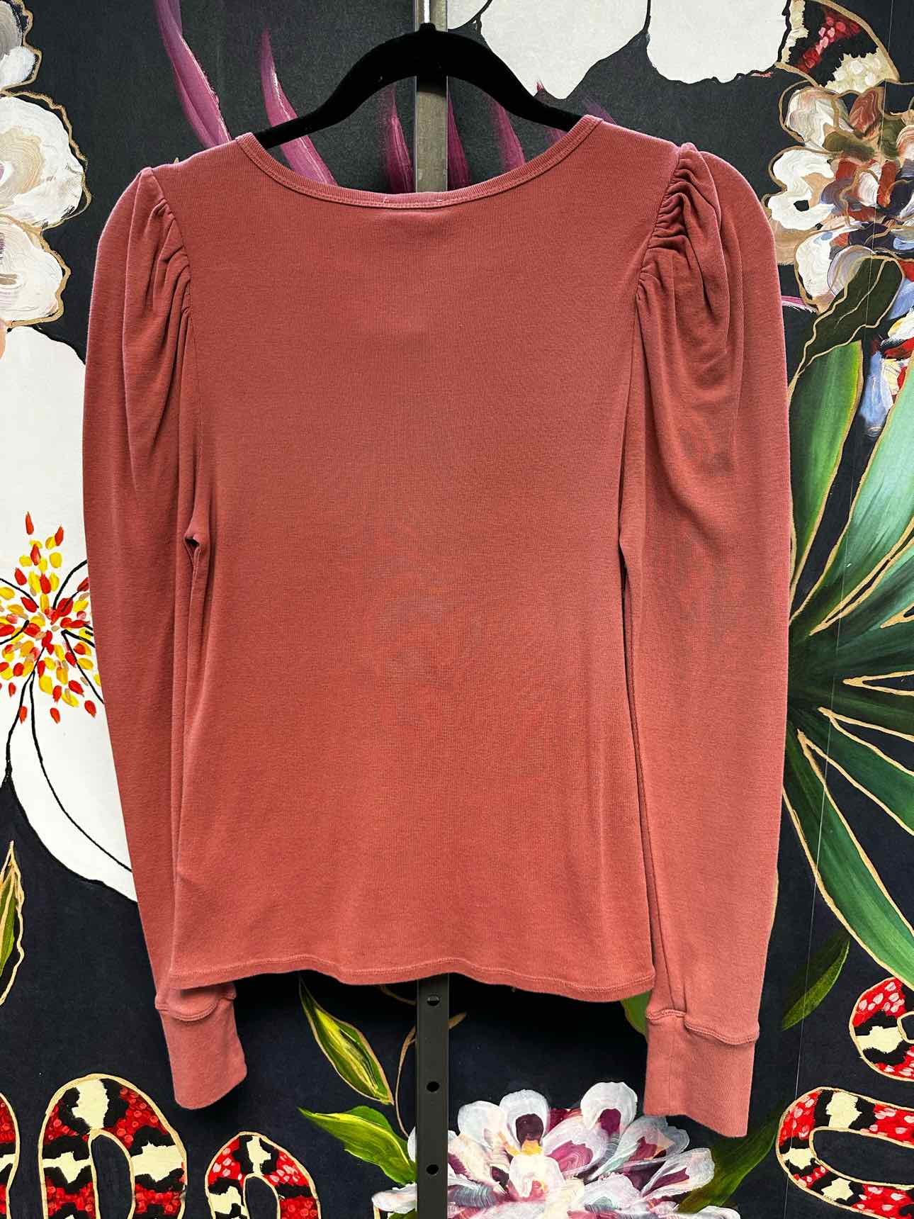 Splendid Size Small Blush Top