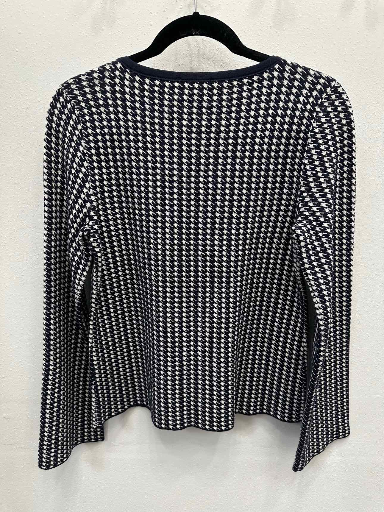 Ann Taylor Houndstooth Print Crewneck Size Medium Navy/White Top