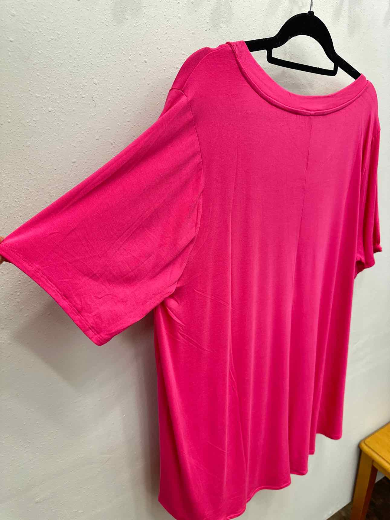 Zenana Size 1X Hot Pink Short Sleeve Knit Top