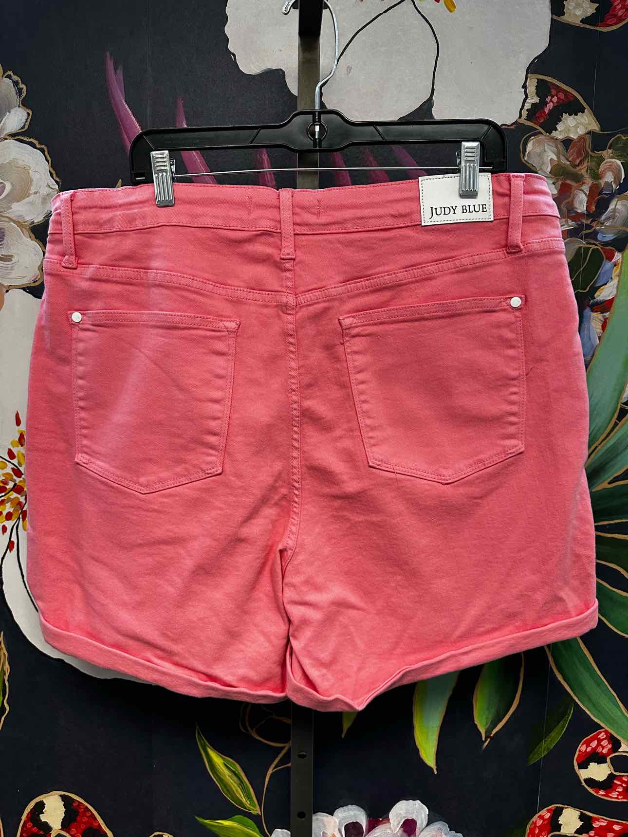 Judy Blue Size 3X Pink Shorts