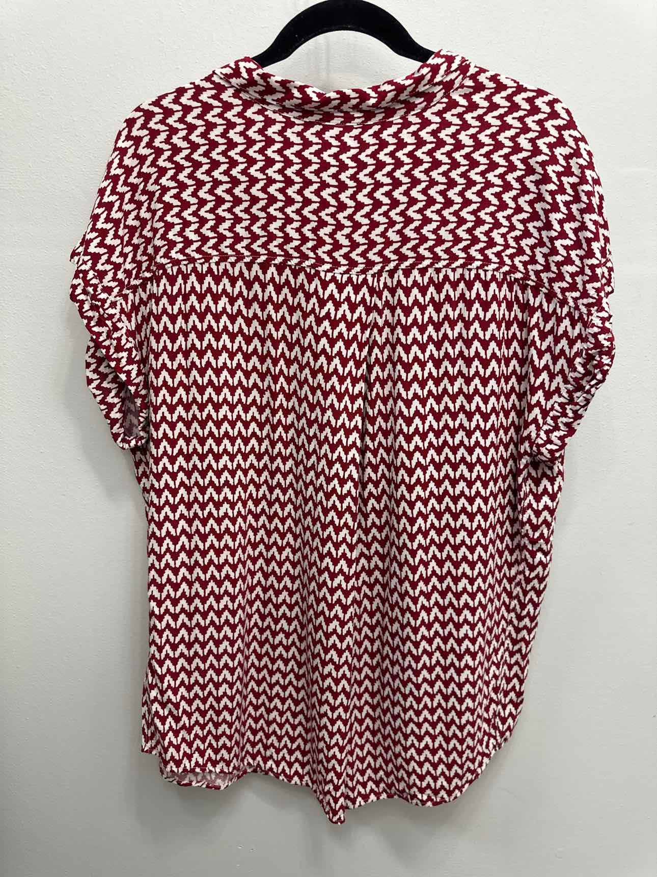 Jachs Girlfriend Size 2X Red Top