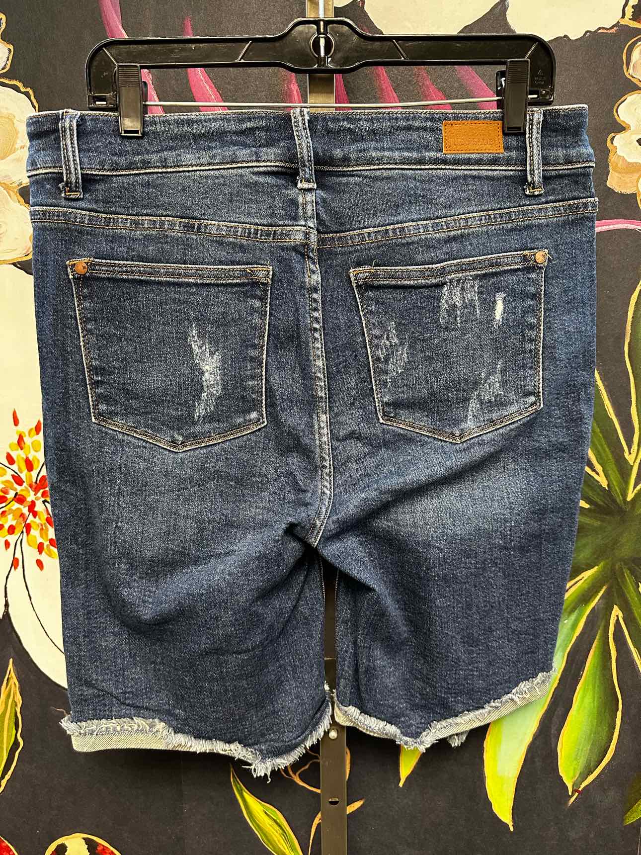 Judy Blue Size XL Denim Shorts