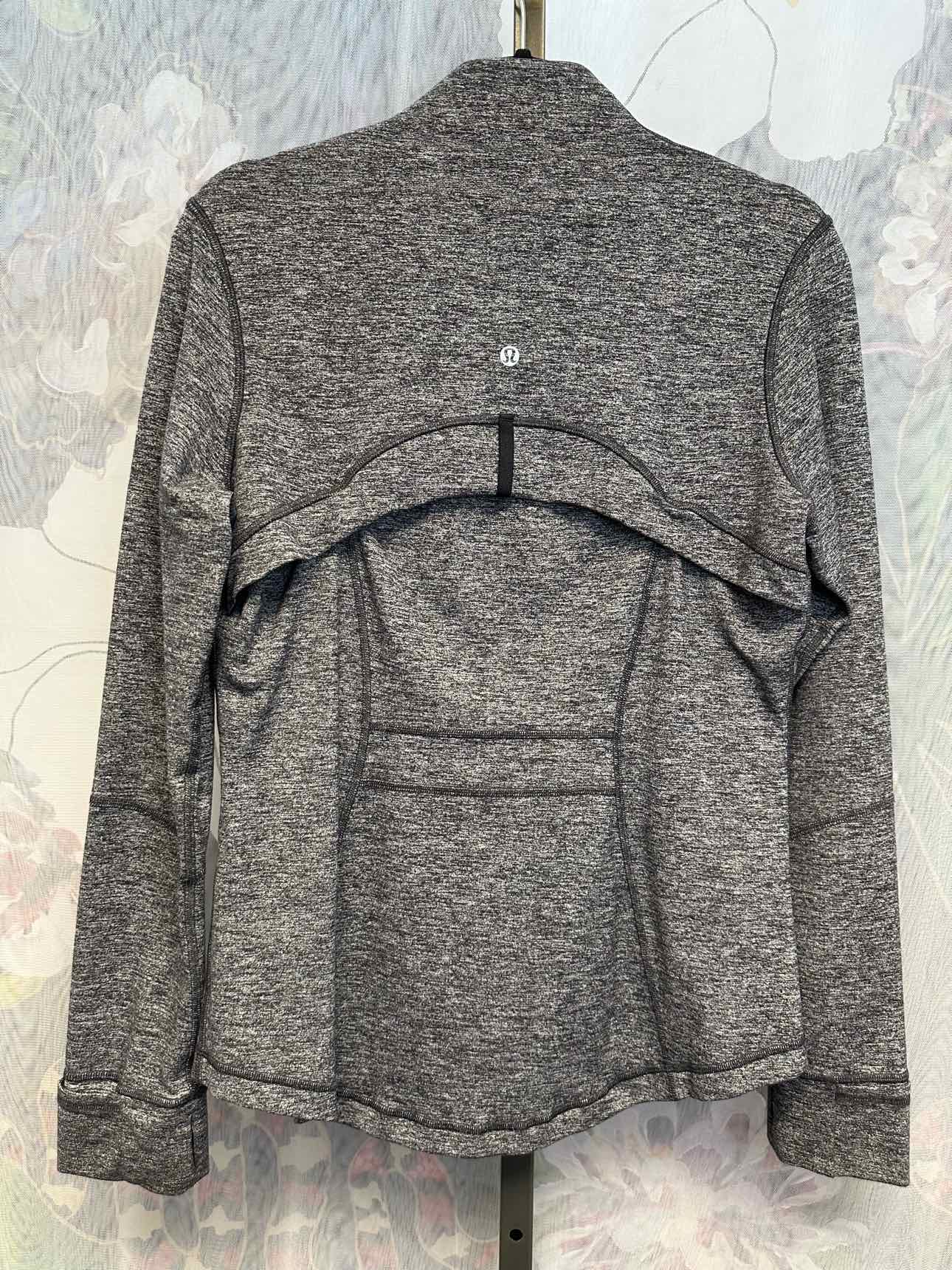 Lululemon Size 12 Grey Athletics