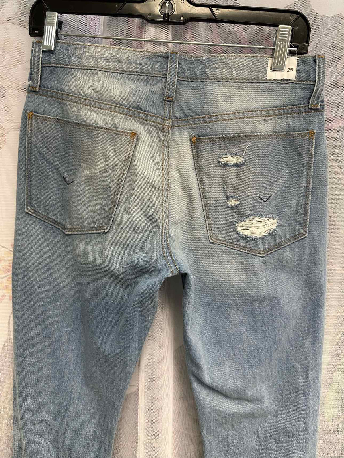 Hudson Riley Crop Relaxed Straight Star Rhinestone Decor Size 25 Denim Jeans