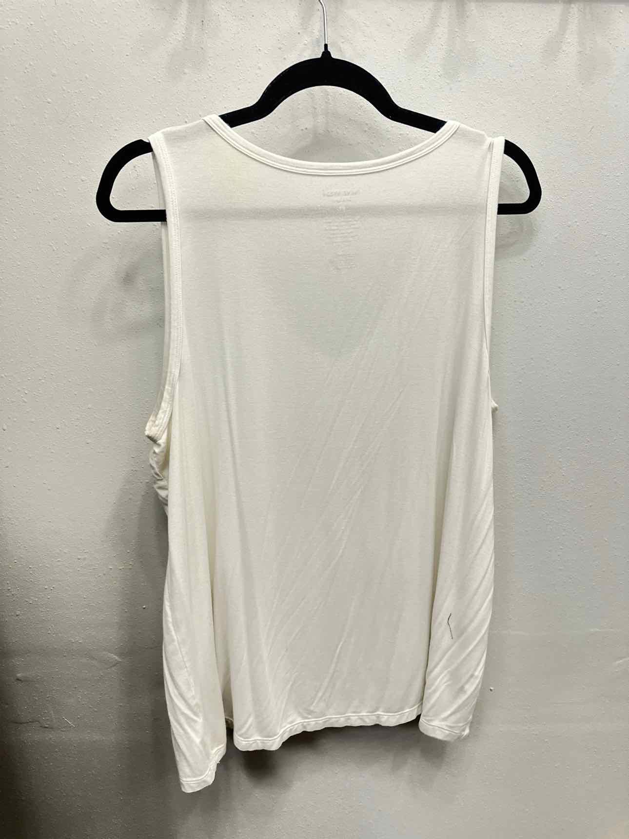 Nine West Size XL Sleeveless Vneck White Tank Top