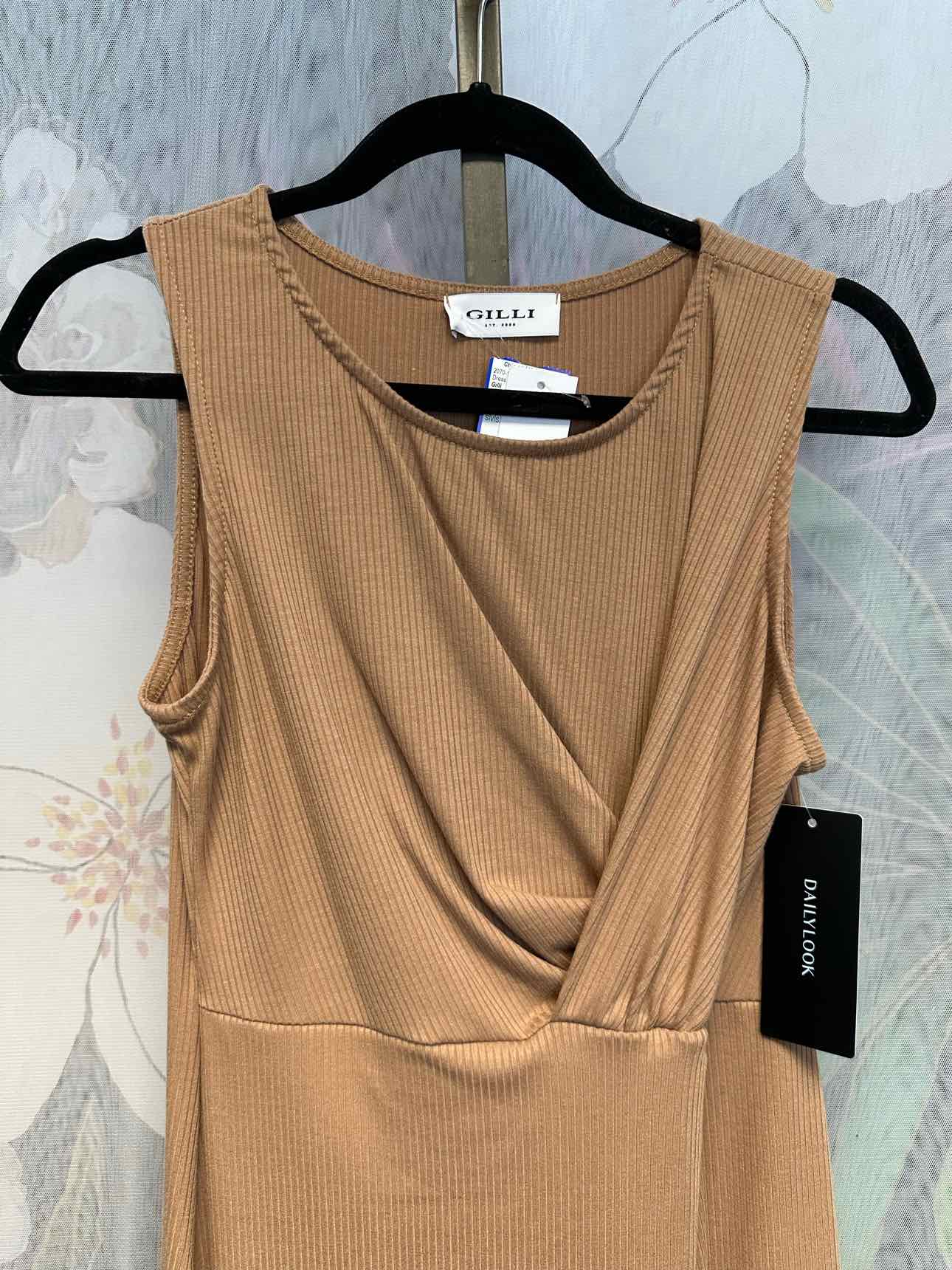 Gilli Size Medium Brown Ribbed Sleeveless Midi Dress NEW