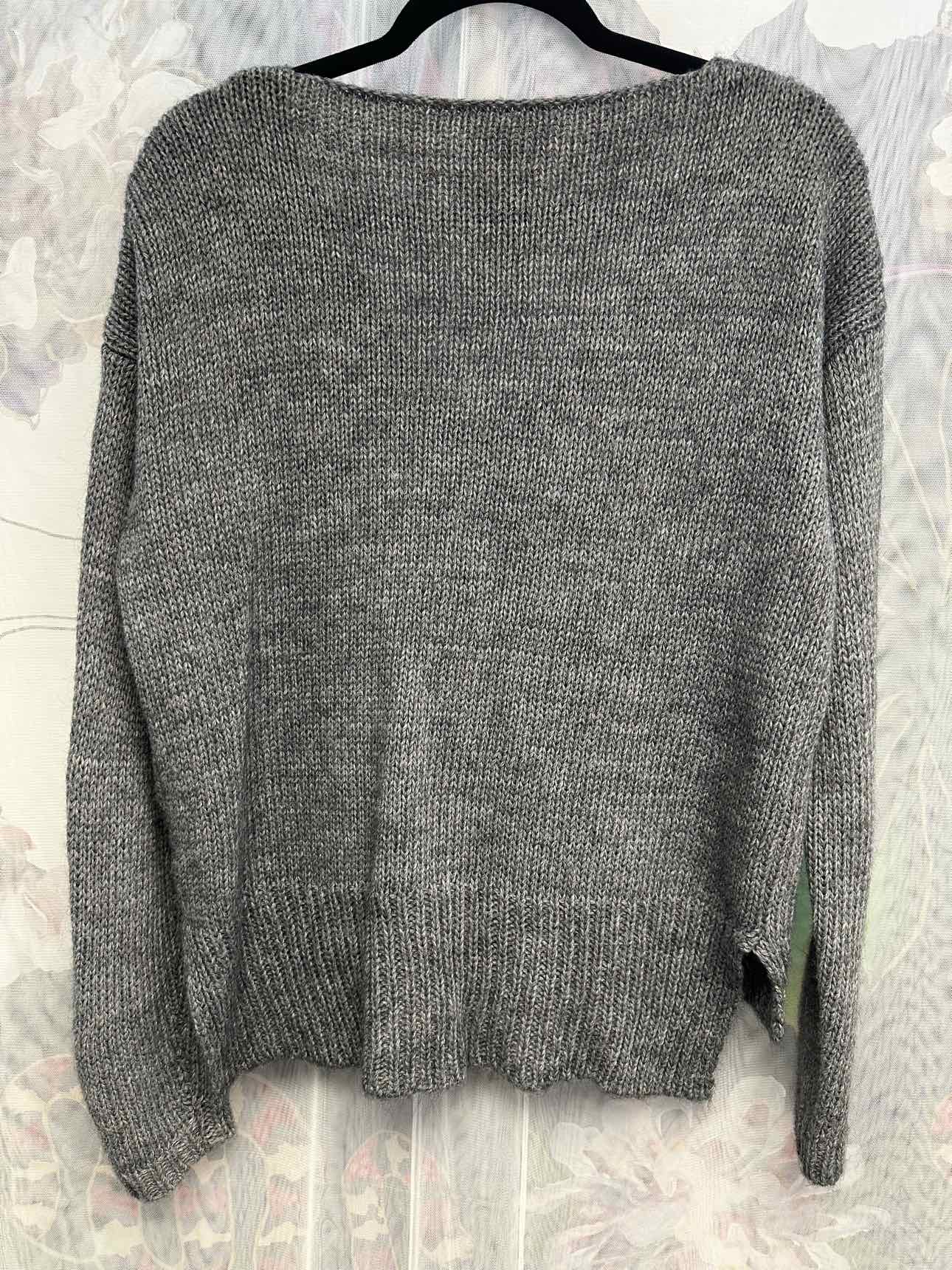 Brandy Melville NEW NWT Knit V-Neck Oversize Sweater One Size Grey