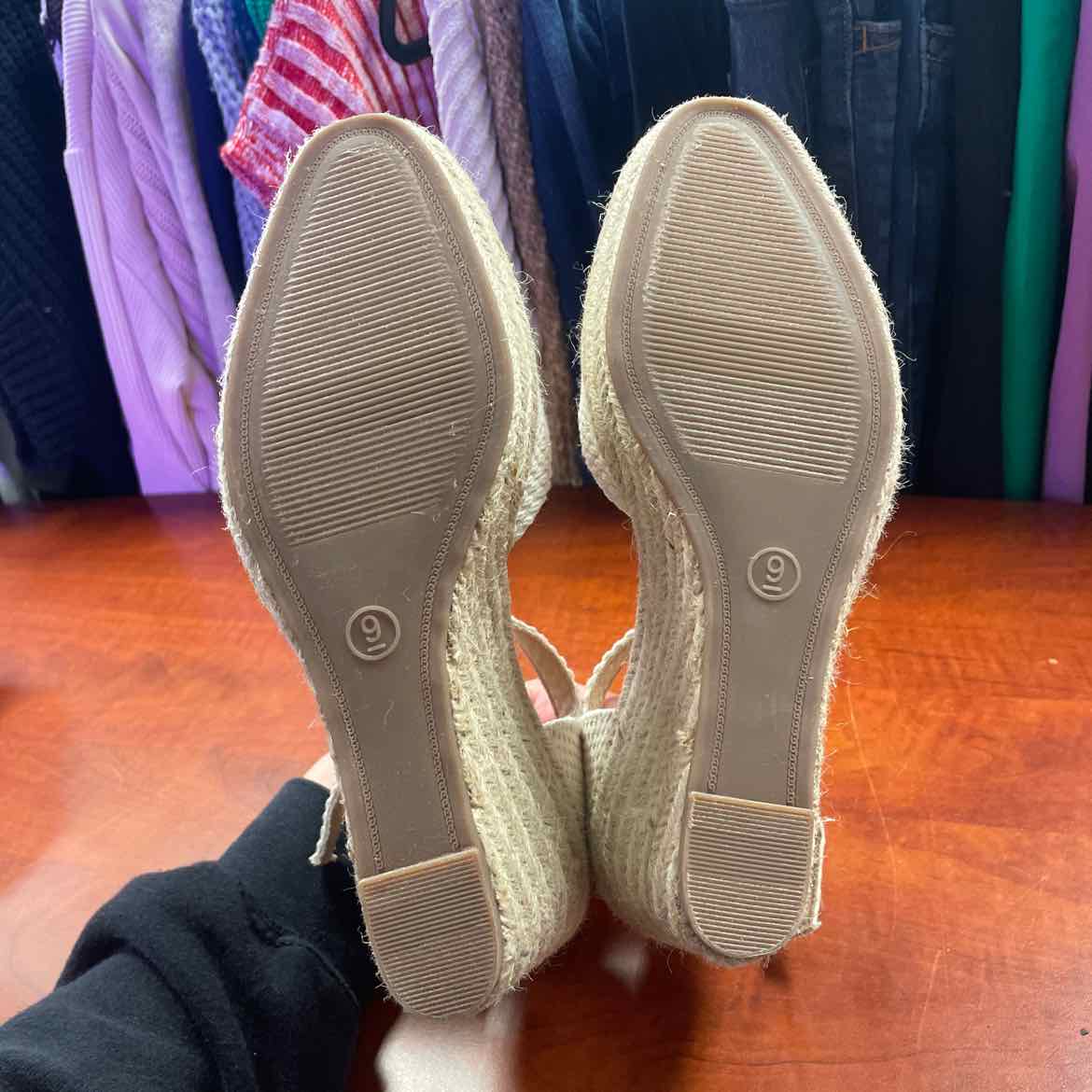 A New Day Olivia Rounded Toe Espadrille Wedge Pumps Size 9