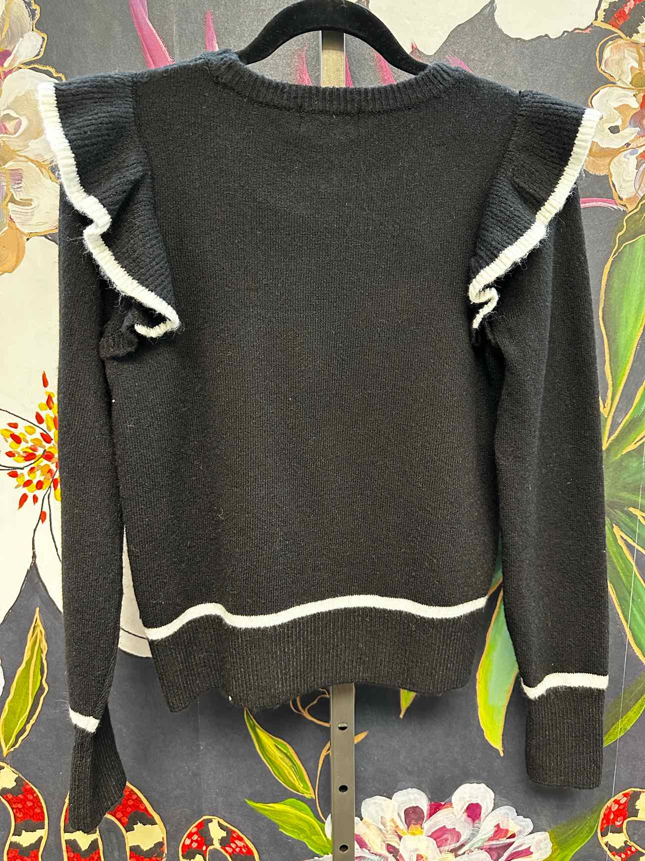 Karl Lagerfeld Size XS Black White "c'est la vie" sweater top