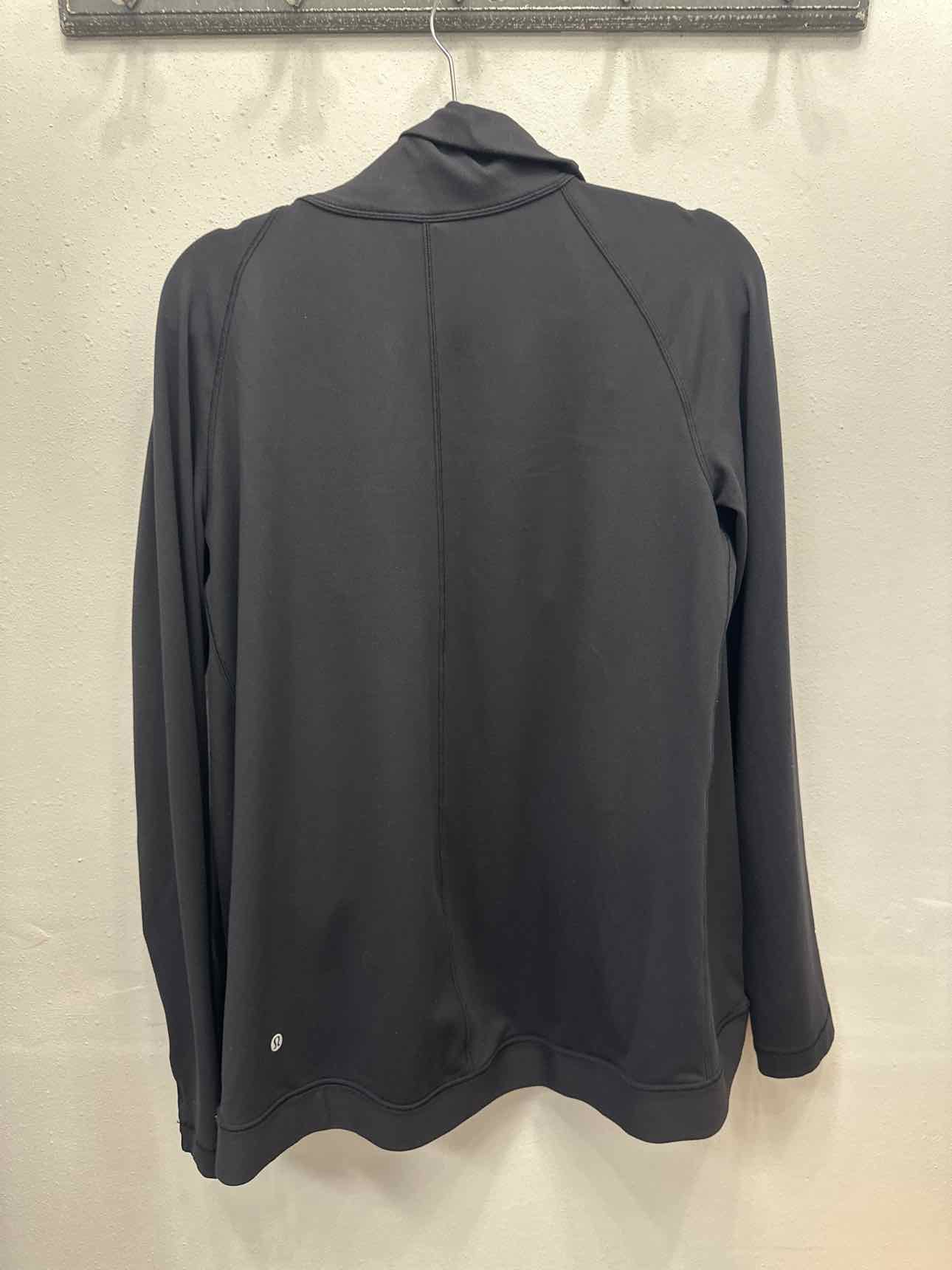 Lululemon Size 10 Black Athletics