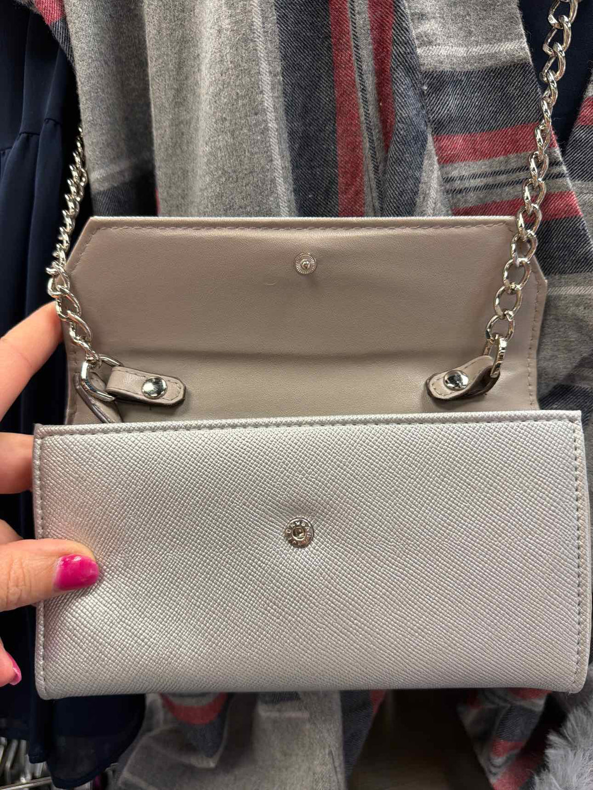 Kenneth Cole Reaction Saffiano Crossbody Silver Wallet Chain Strap