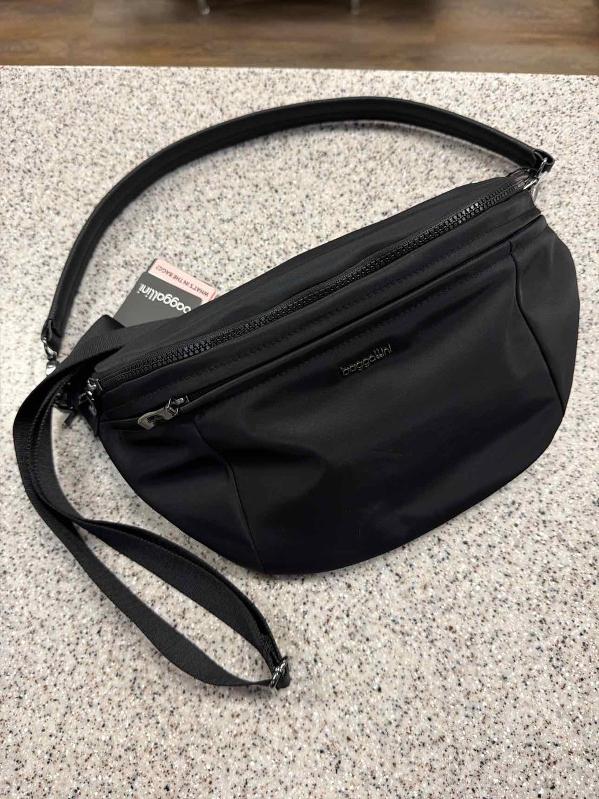 Baggallini Stanton Black Nylon Crossbody Sling Bag NEW