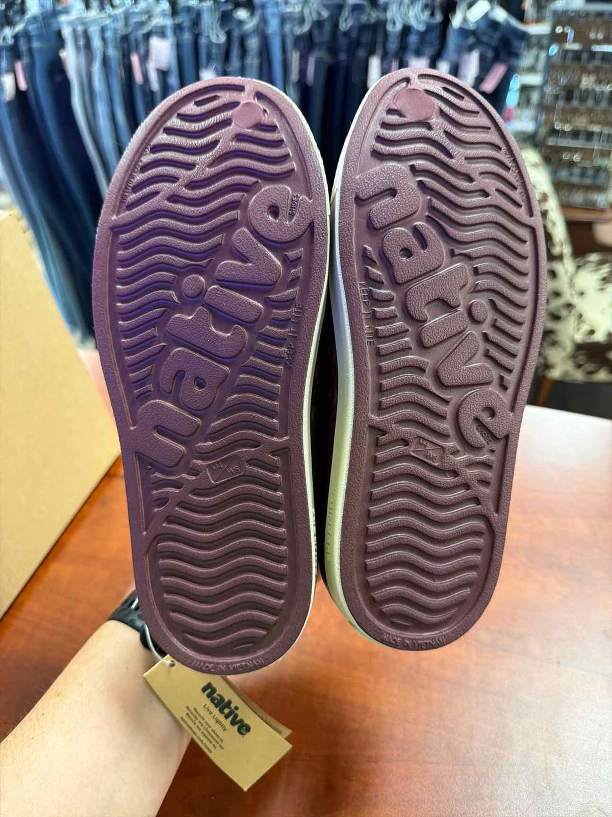 Native Shoes Jefferson Slip-On Burgundy Lightweight Fashion Sneakers Size 6