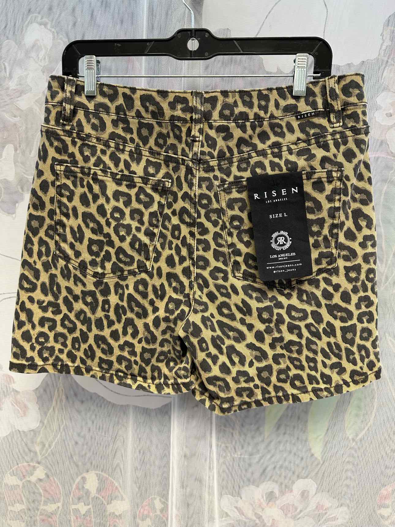 Risen NEW NWT Cheetah Print High Waist Stretch Size Large Brown Shorts