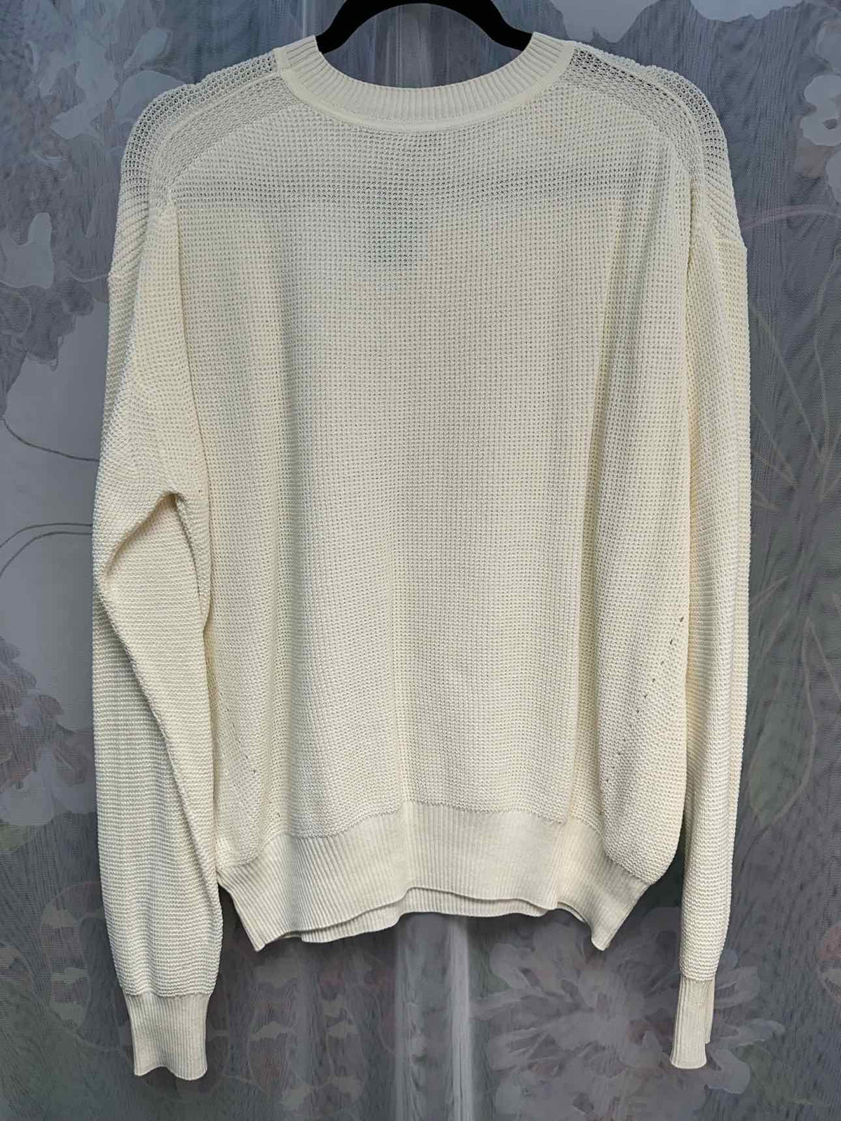 Faherty Sunwashed Waffle Crewneck Long Sleeve Size Medium White Top