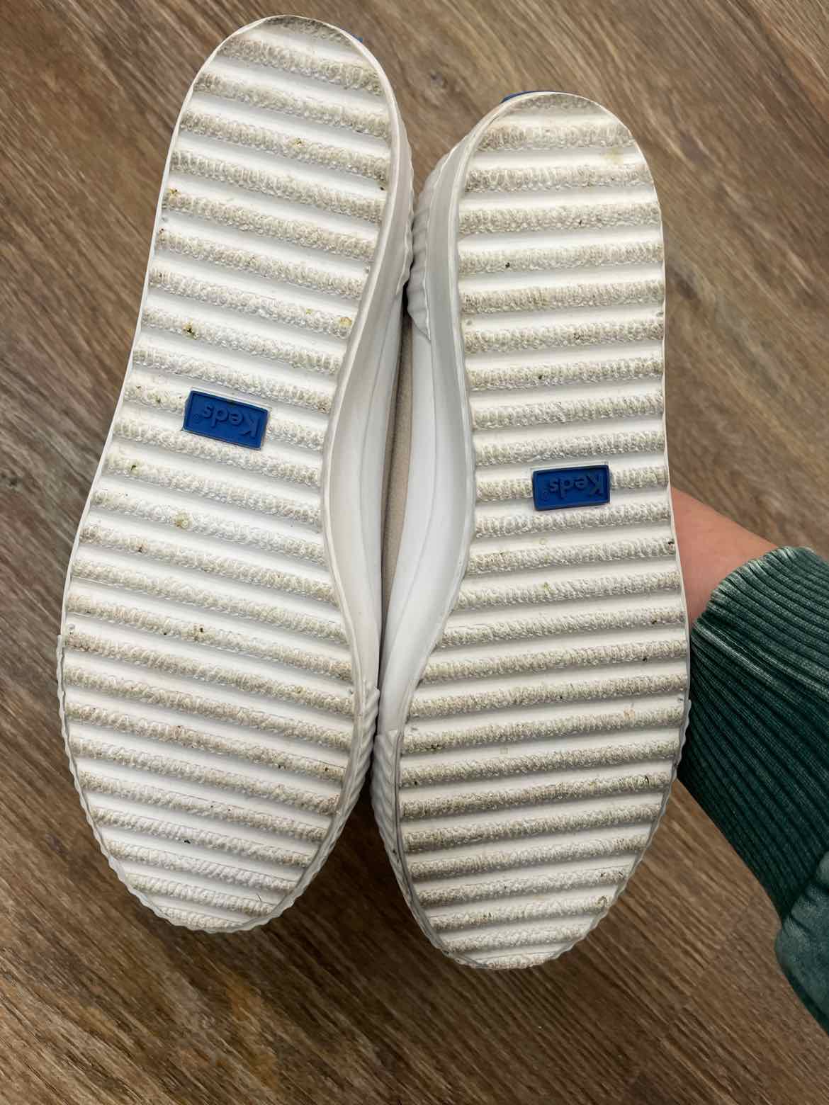 Keds Size 6.5 Tan Shoes