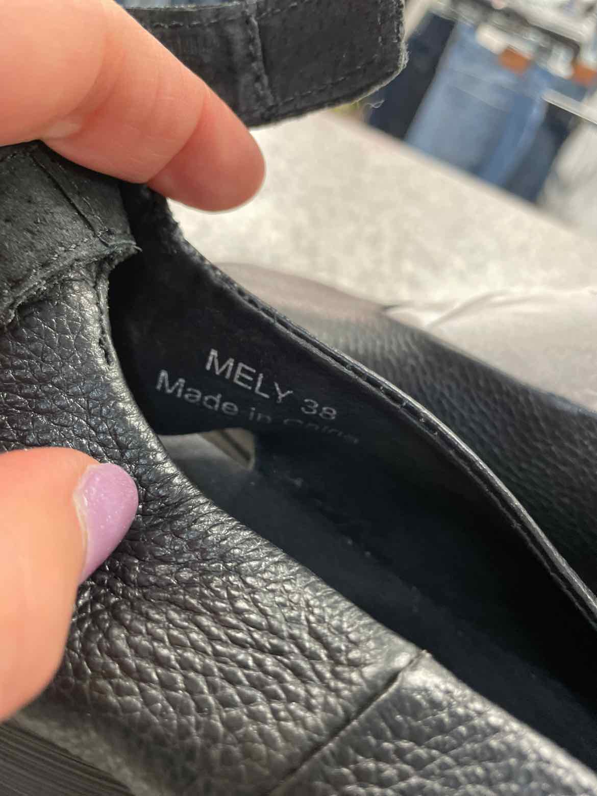 Bernie Mev Size 38 Black sandal