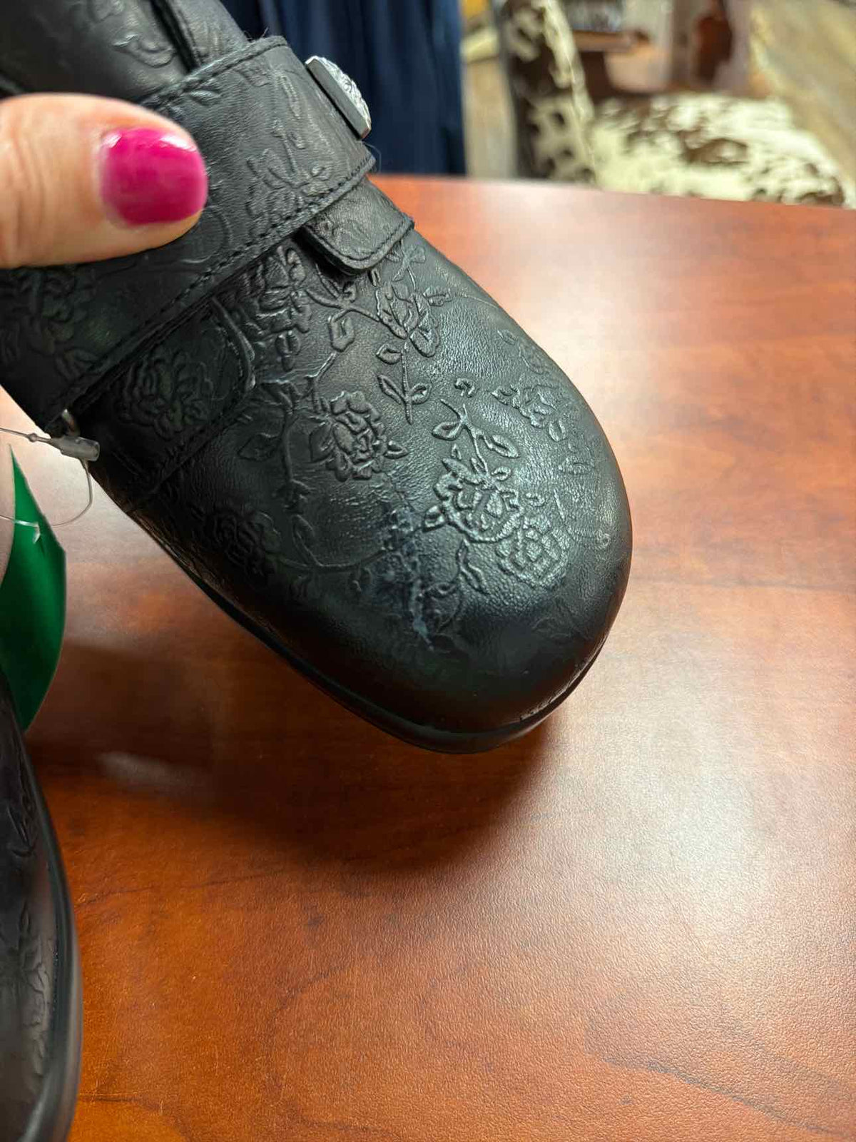 Alegria Joleen Tar Tooled Professional Nursing Clogs Size 38