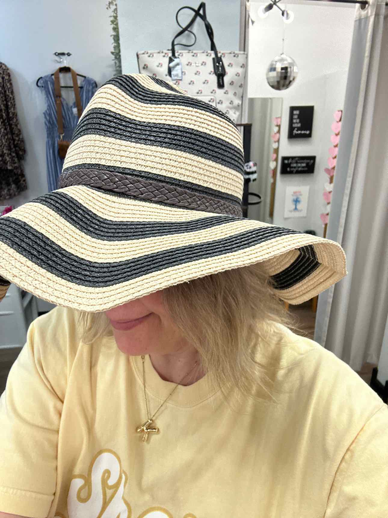 Unbranded Size One Size Tan/Black Hat