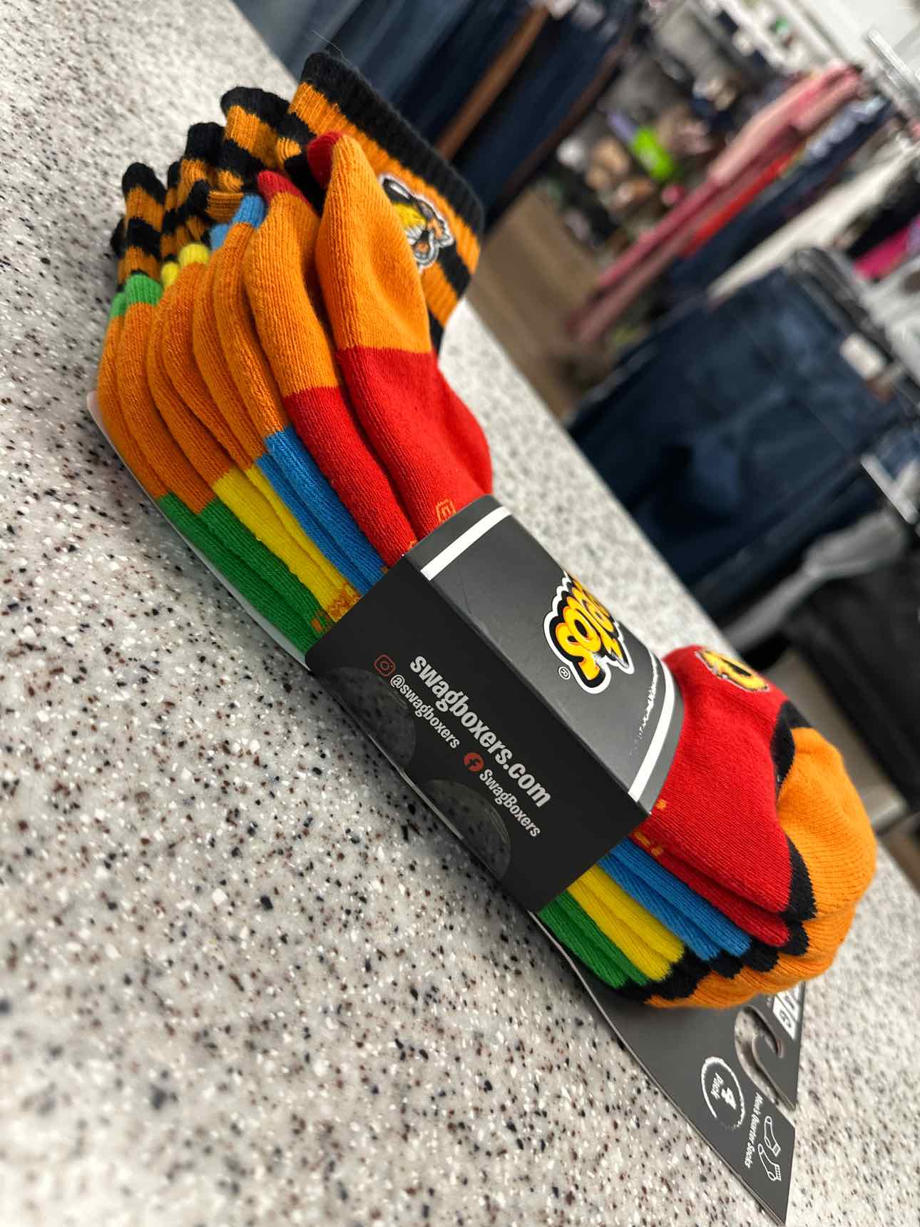 NEW "Cheetos" 4 pack Men's quarter socks