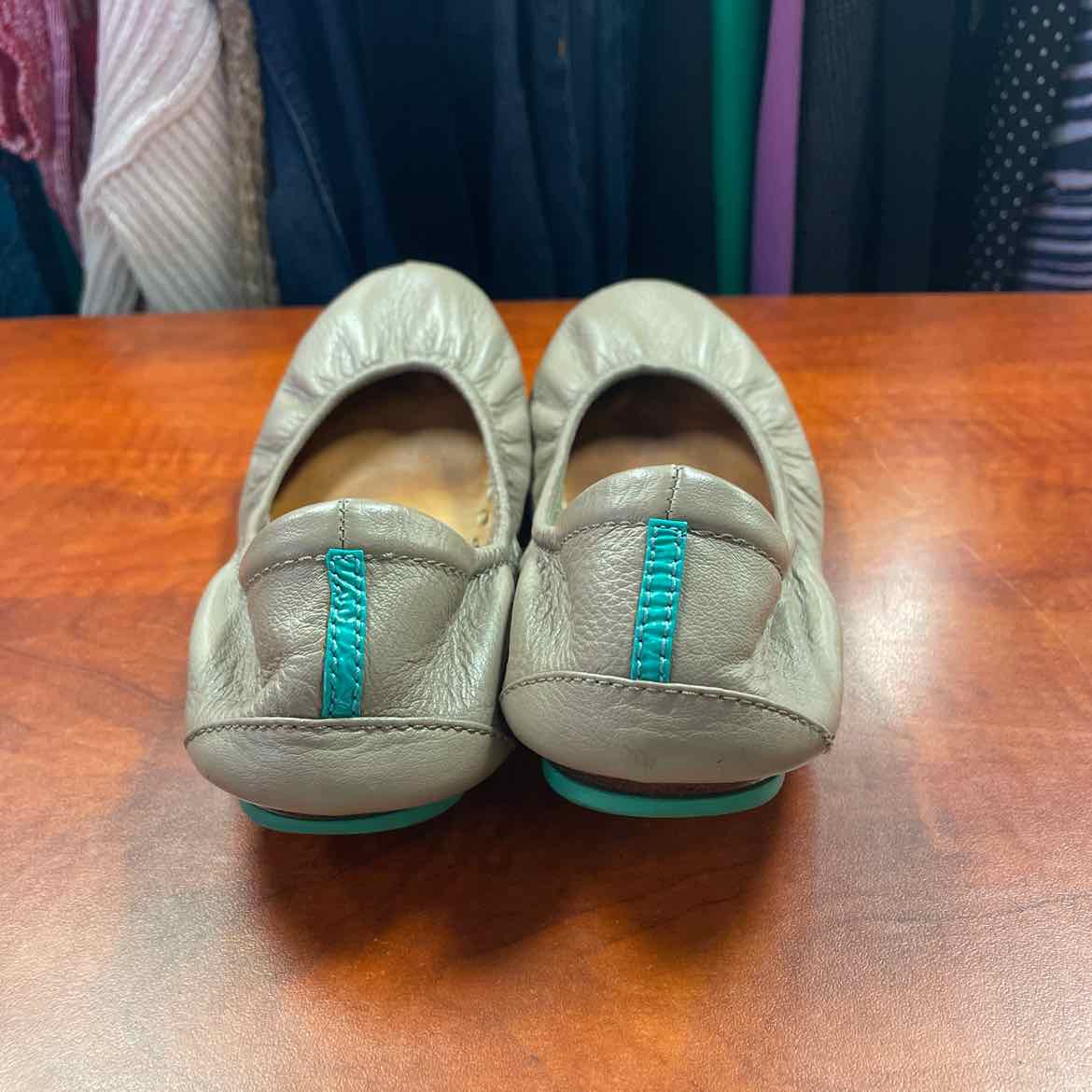 Tieks Taupe Leather Ballet Flats Size 7
