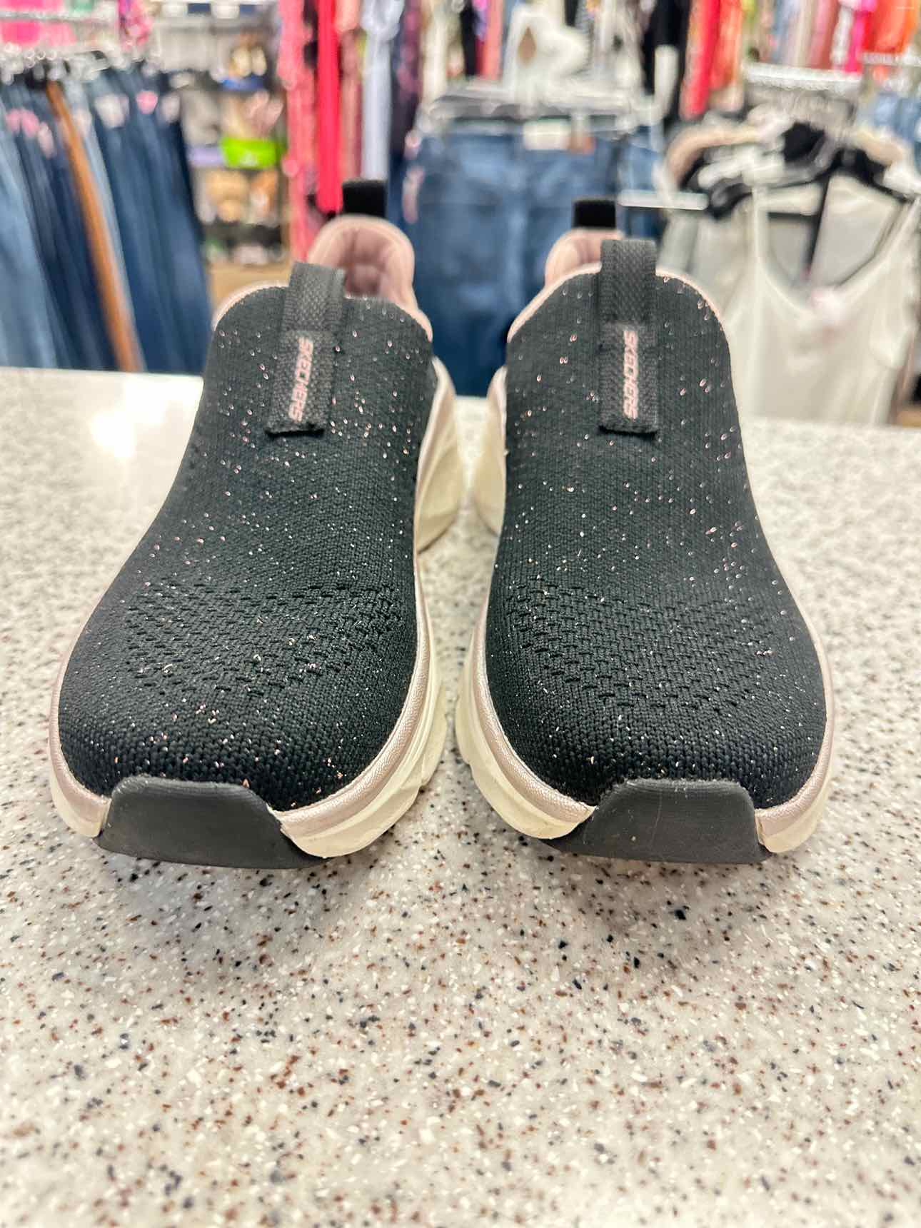 Skechers Size 6 1/2 Black/Pink Shoes