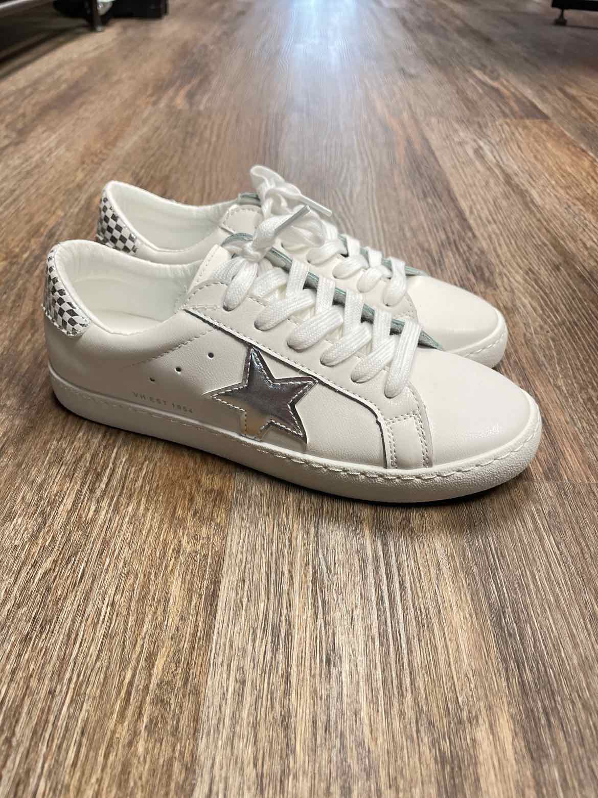 Vintage Havana Size 8 White Shoes