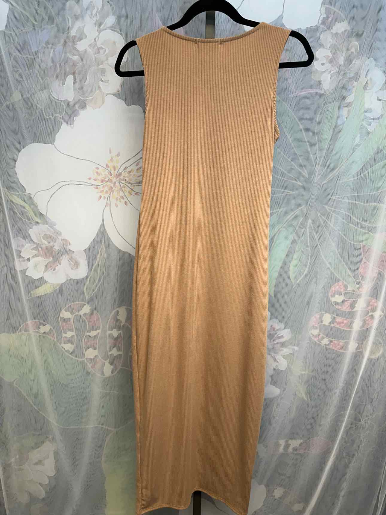 Gilli Size Medium Brown Ribbed Sleeveless Midi Dress NEW