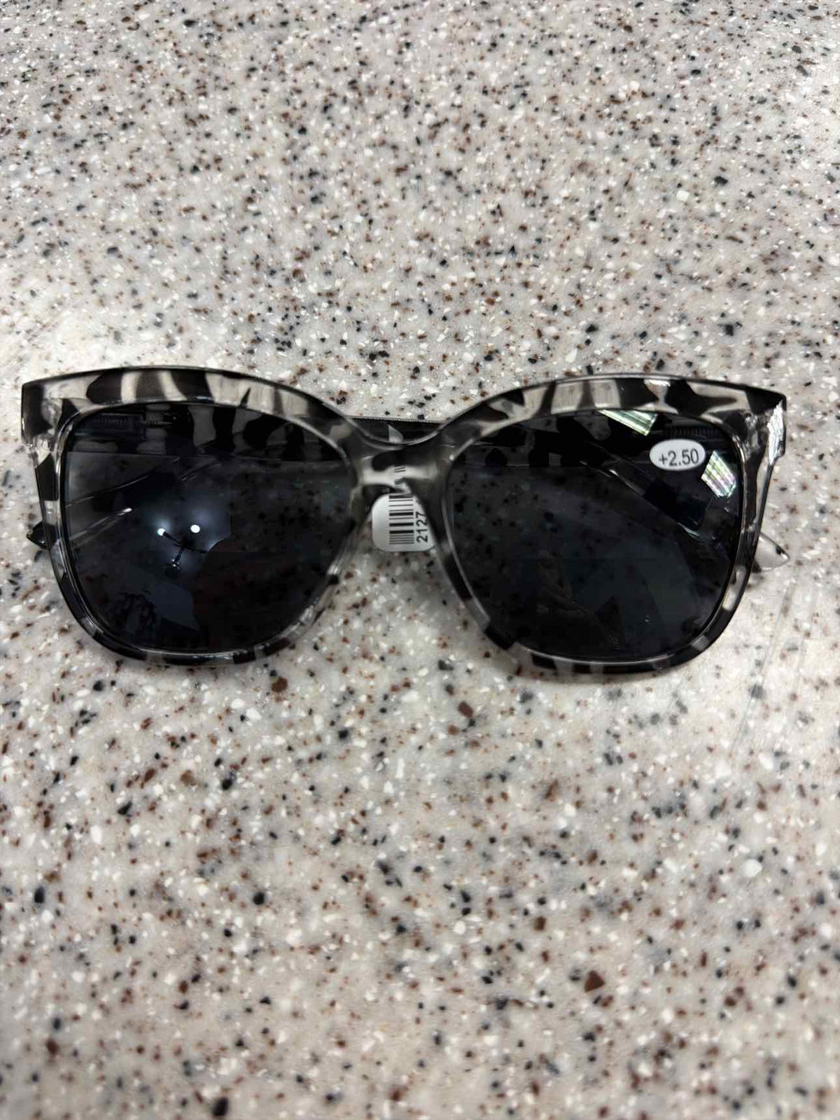 Leopard Frame Cheater Reader Bi-Focal Sunglasses