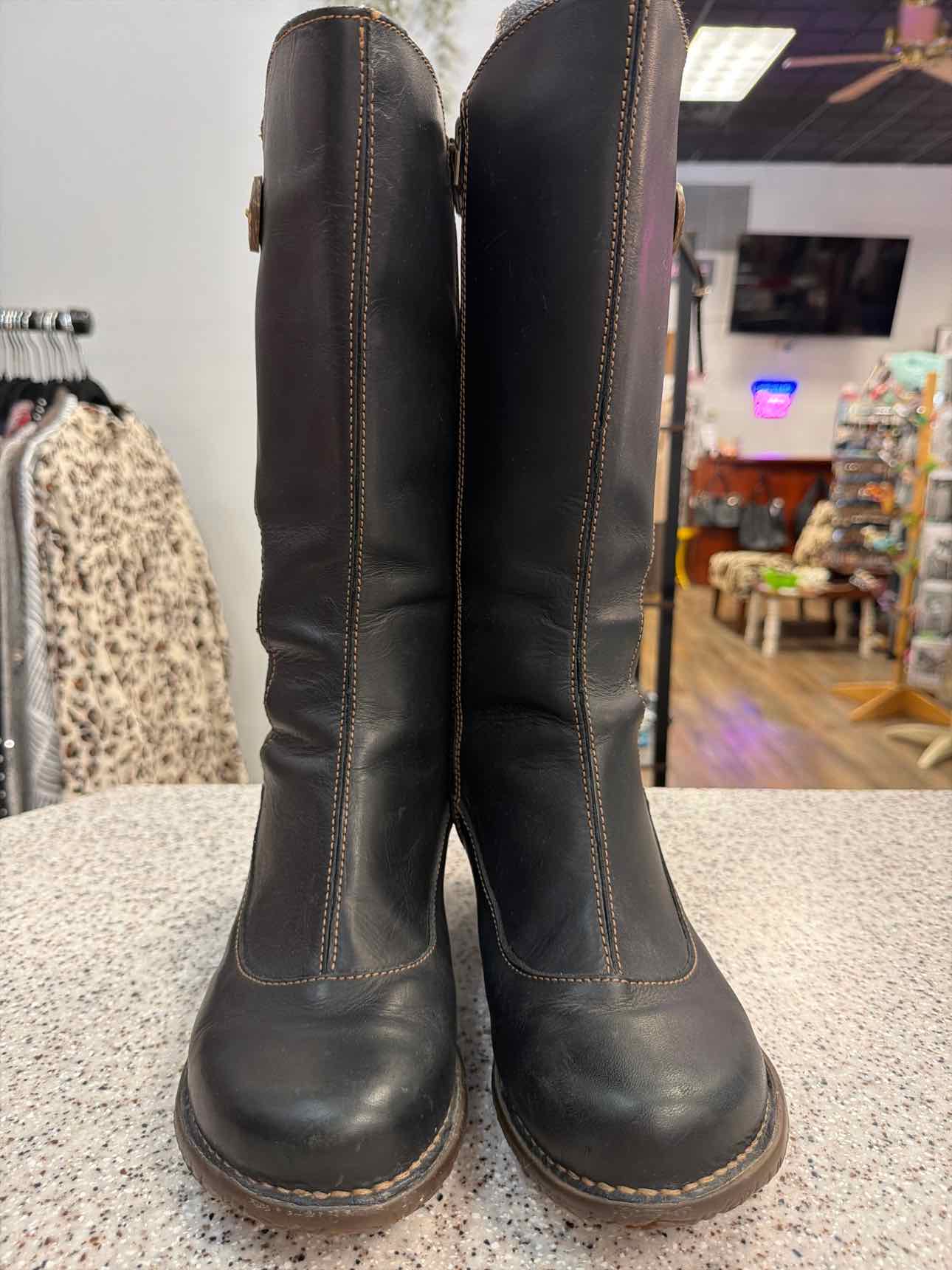El Naturalista Size 40 Leather Mid-Calf Low Block Heel Black Boots