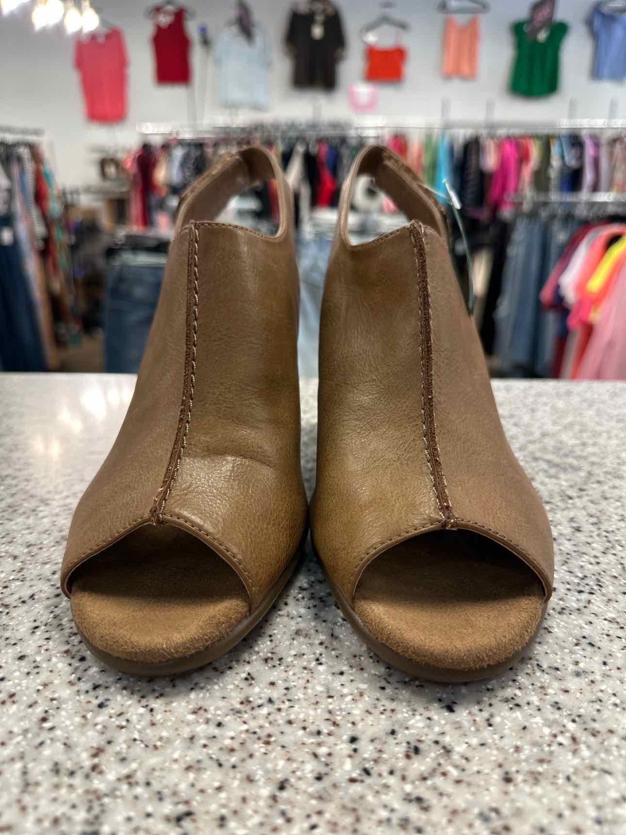 Aerosoles Size 9.5 faux leather wedge peep toe Brown Wedge Sandal