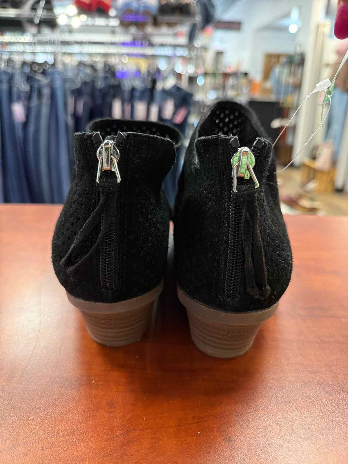 Kenneth Cole Reaction Black Perforated Suede Ankle Booties Size 10