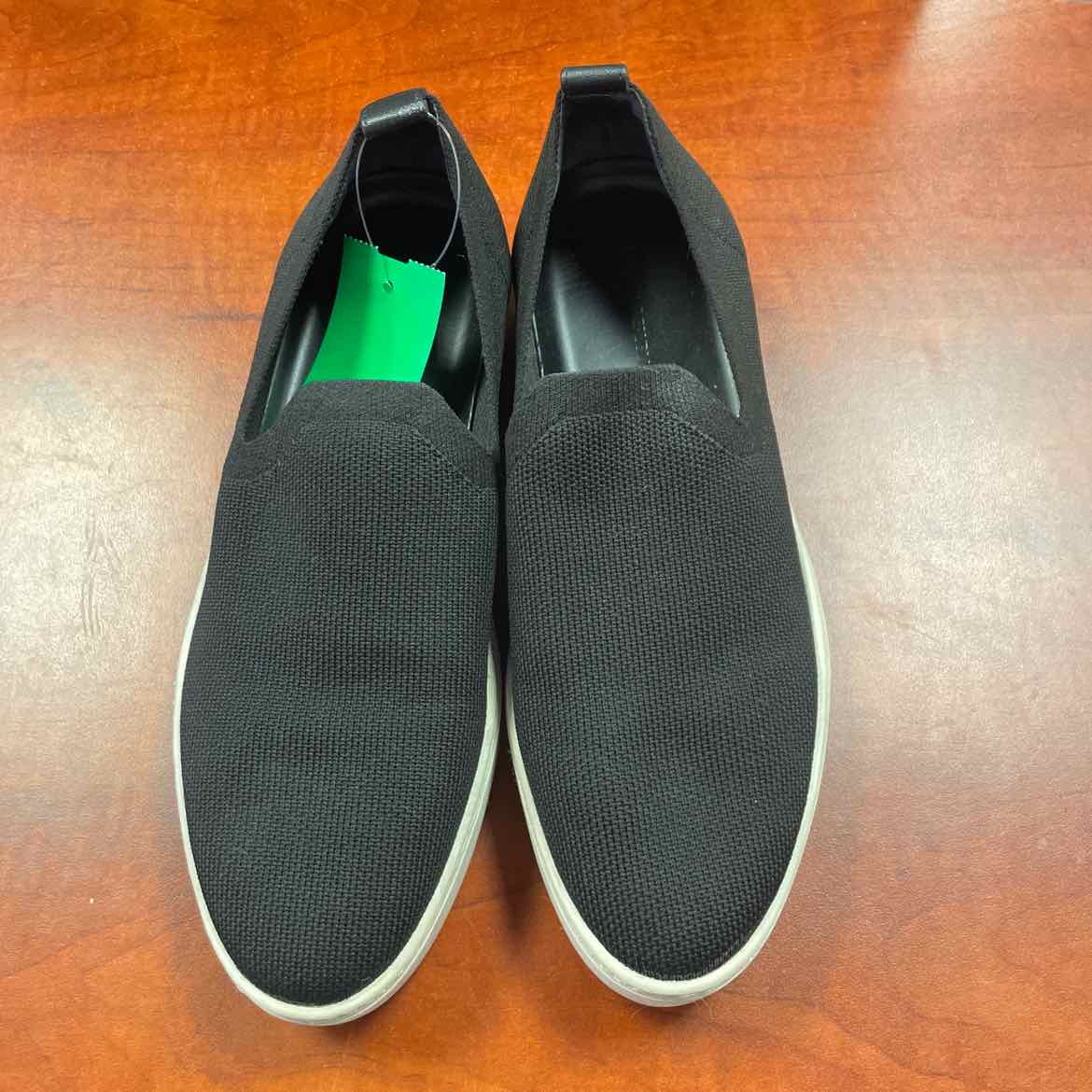 Banana Republic Sustainable FlyKnit Woven Slip-On Sneakers Size 7