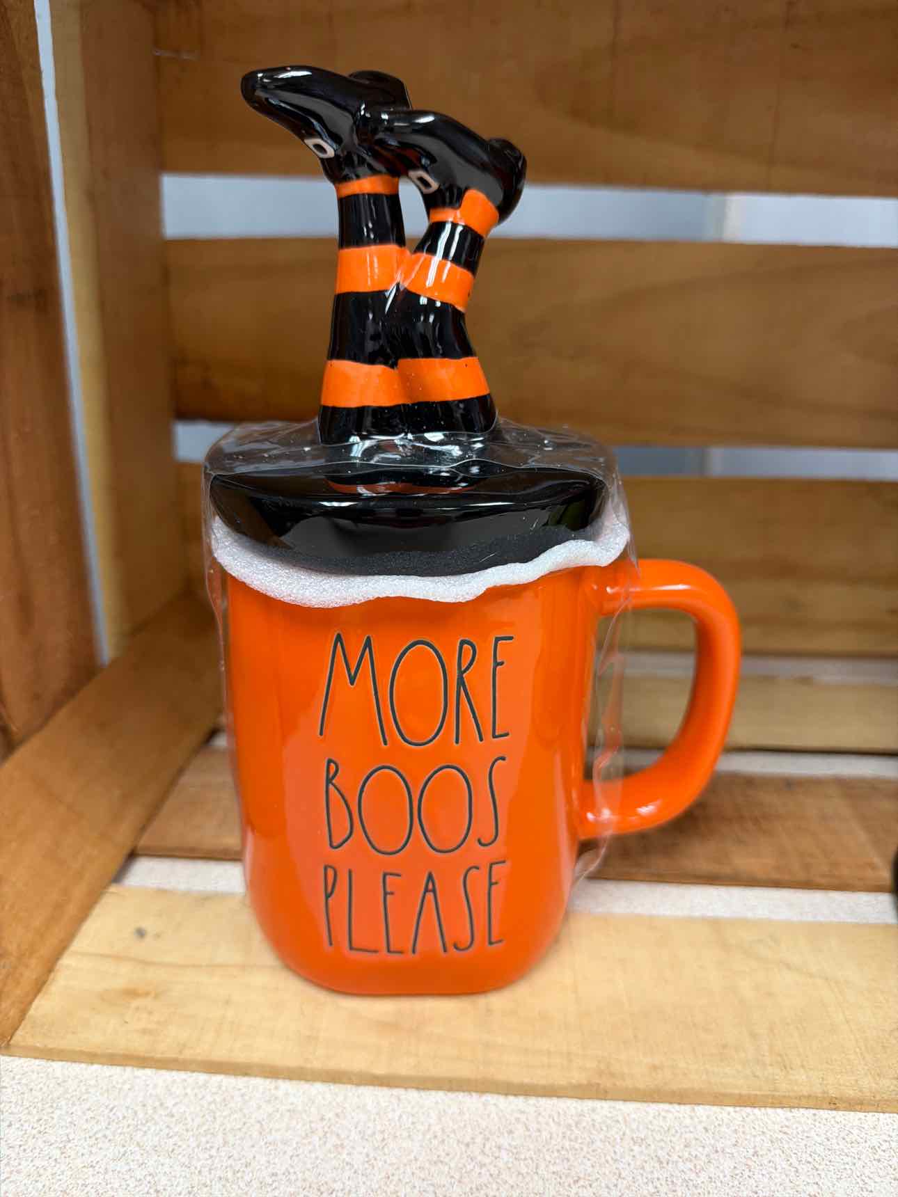 Rae Dunn NEW 'More Boos Please' mug with lid household