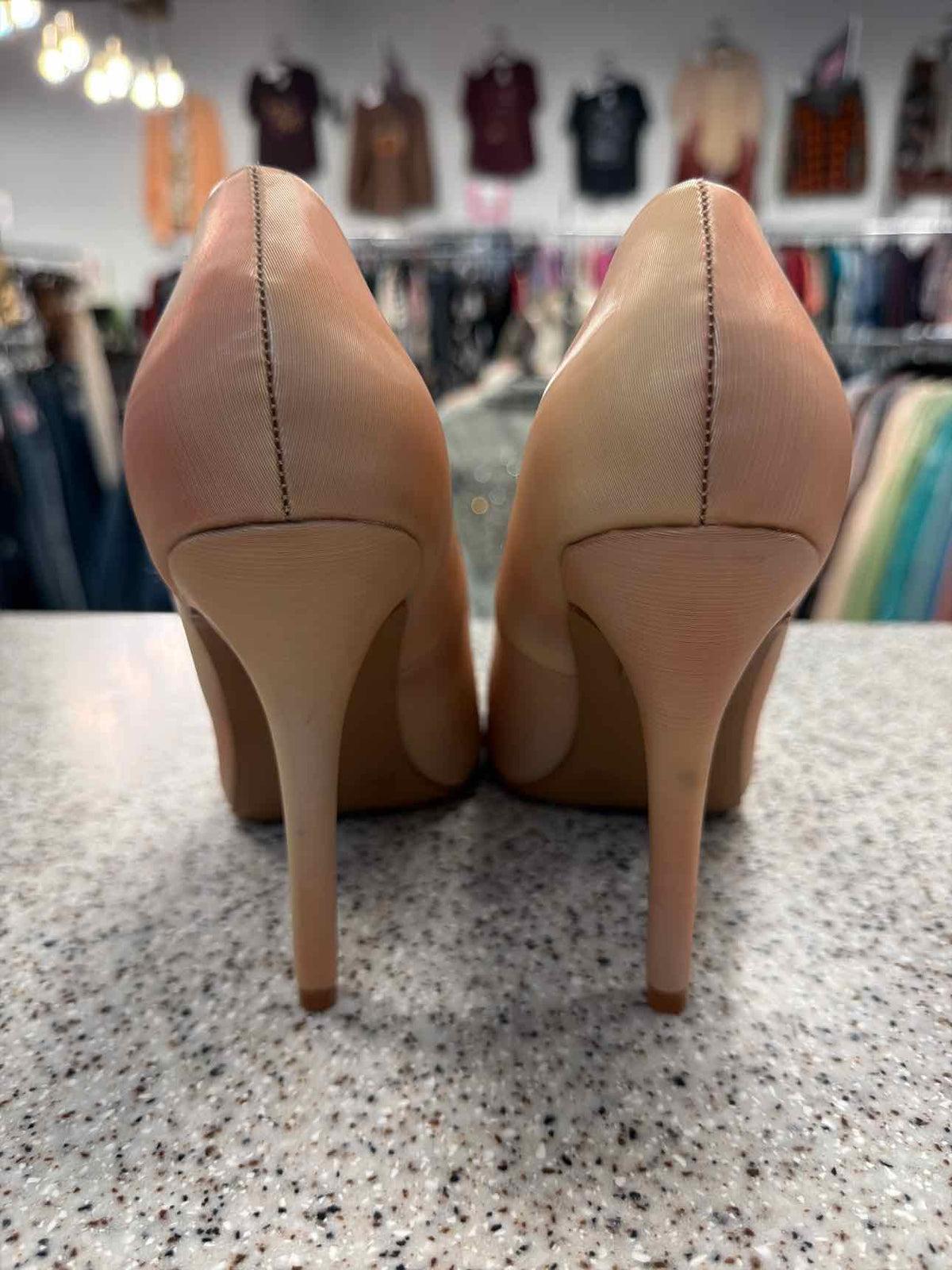 Torta Caliente Pink Gradient Pointed-Toe Stiletto Pumps Size 9