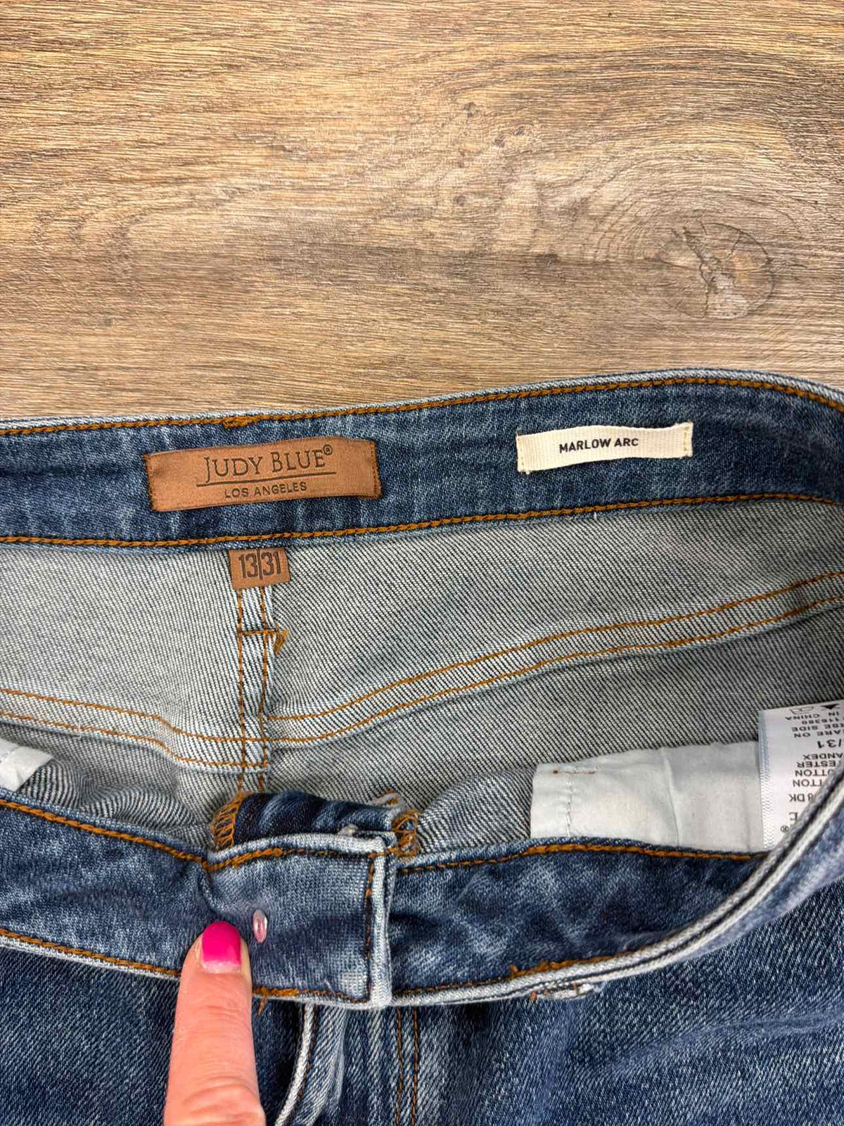 Judy Blue Size 13(31) Marlow Arc Medium Wash Denim Jeans