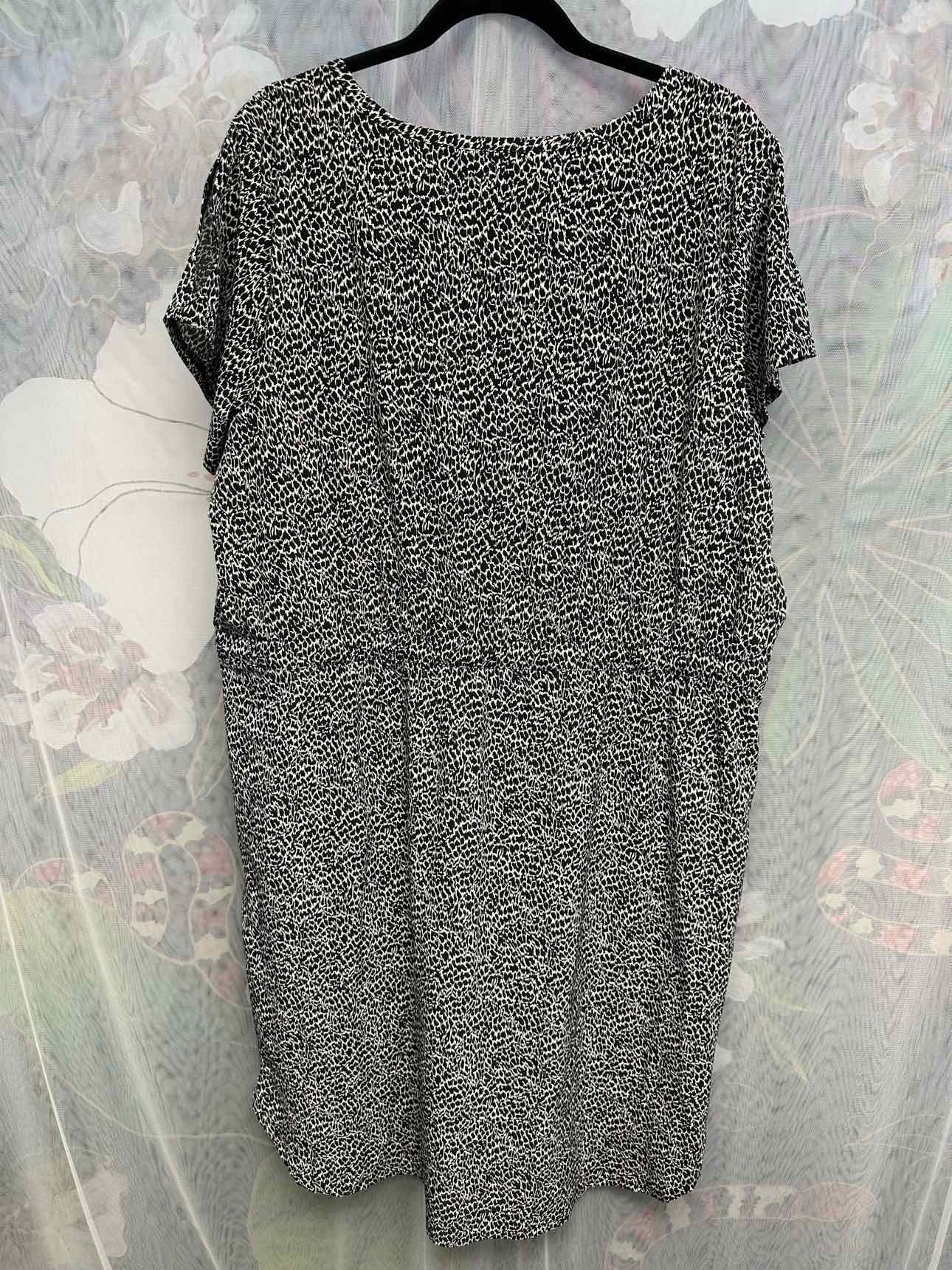 Talbots NEW NWT Animal Print Short Sleeve Drawstring Size 1X Black/white Dress