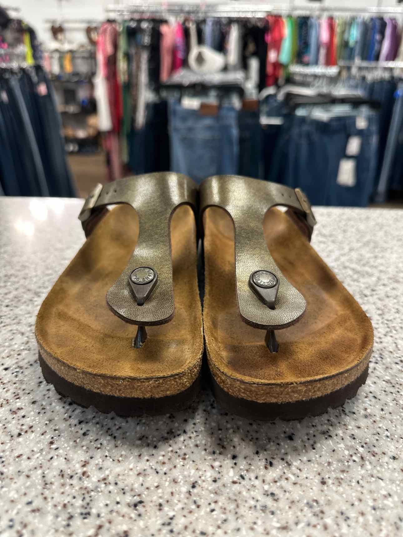Birkenstock Size 38 Golden Brown Narrow Gizeh Classic Thong Sandal