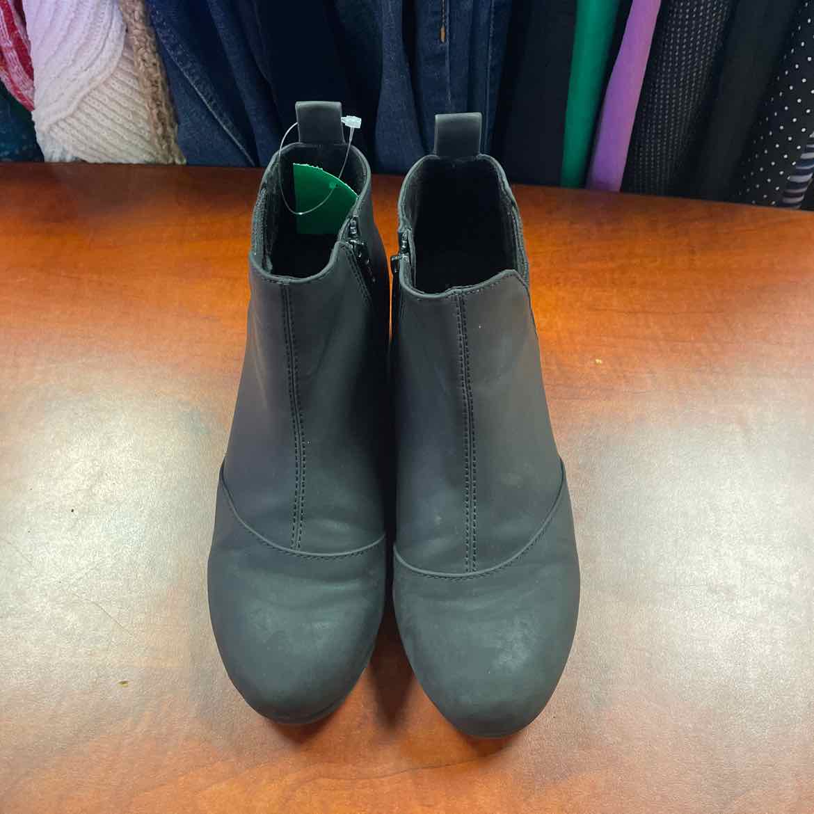 TOMS Wedge Ankle Booties Size 5