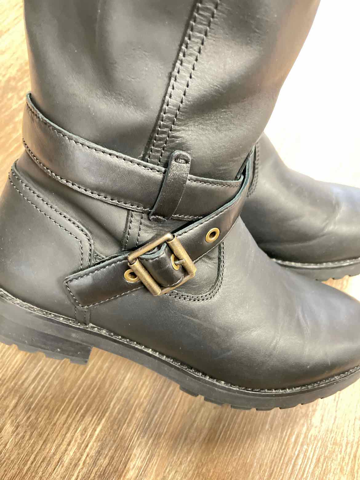 UGG Size 10 Black Boots