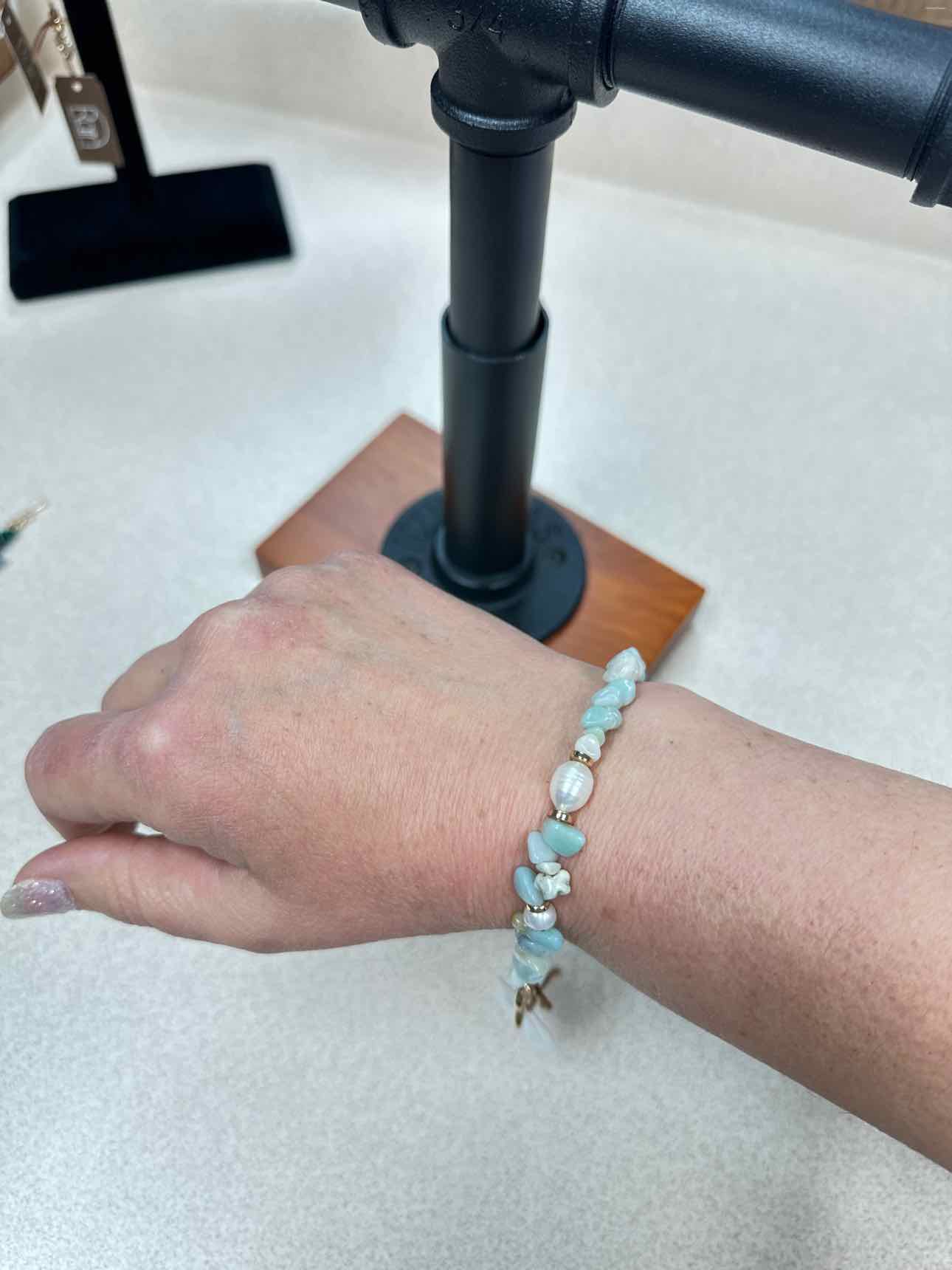 Amazonite and Pearl Toggle Light Green Bracelet NEW
