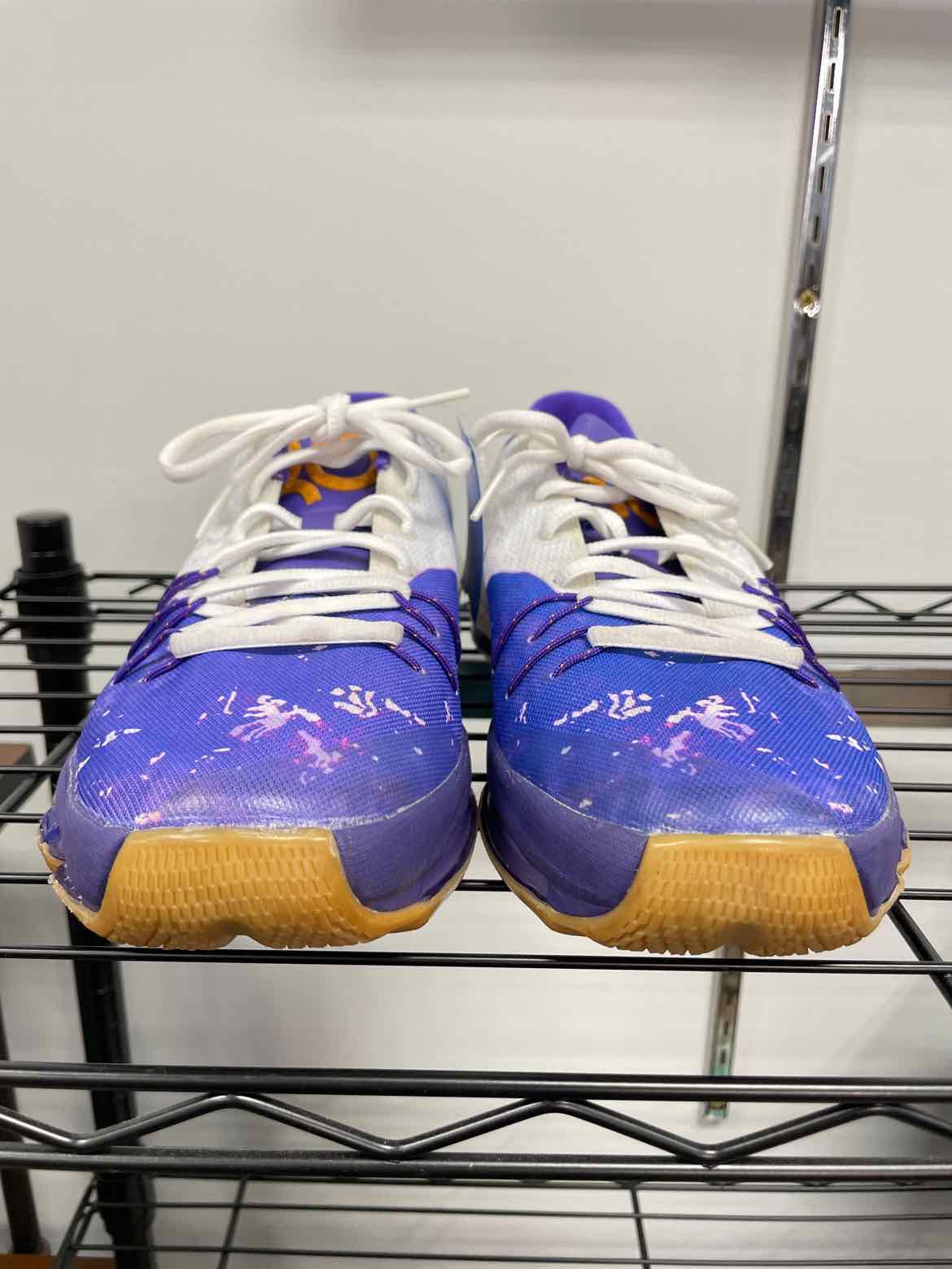 Nike Size 7 1/2 Purple/White Shoes